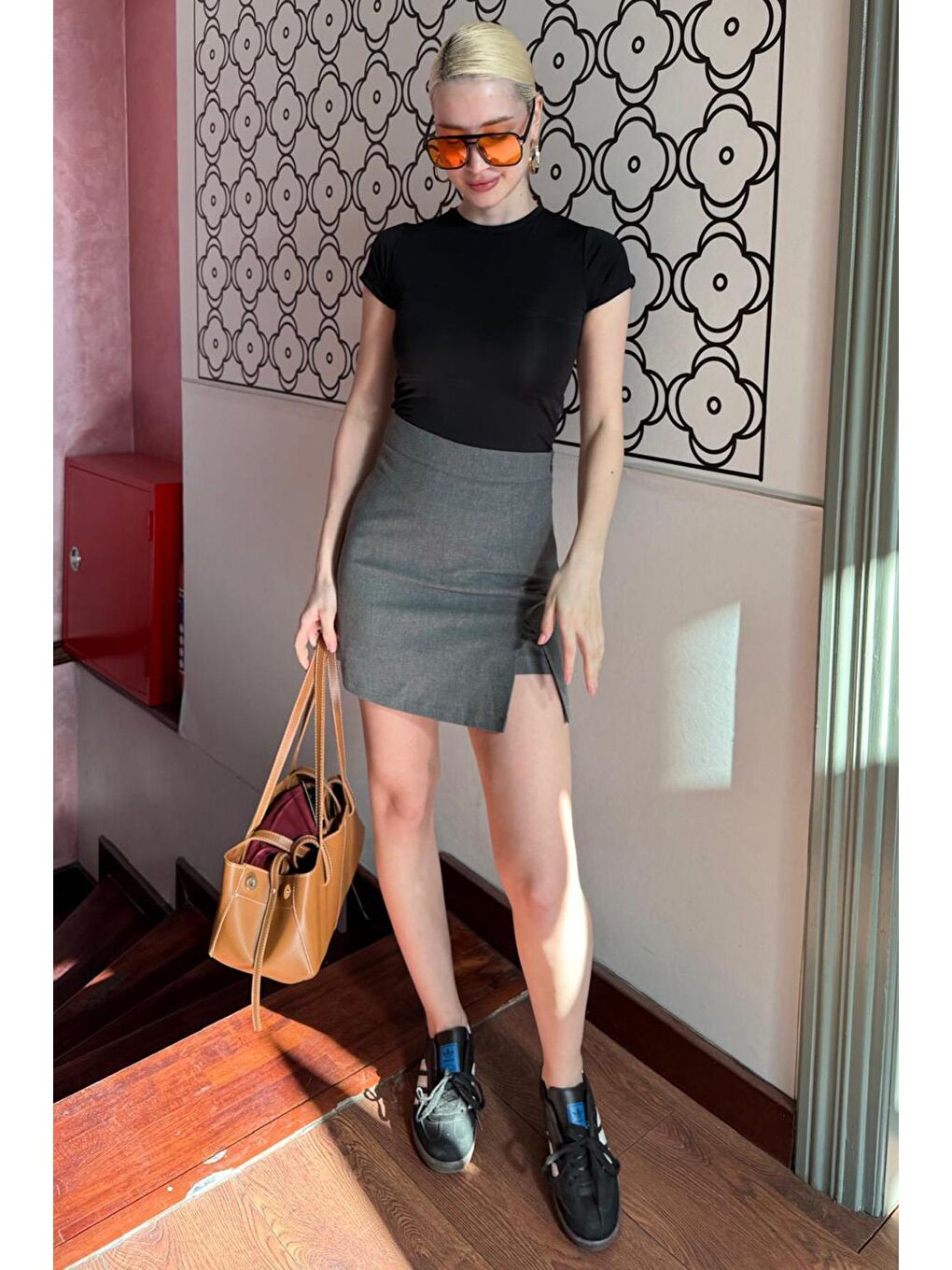 Gri Yırtmaç Detaylı Kadın Şort Etek Mg2315-5