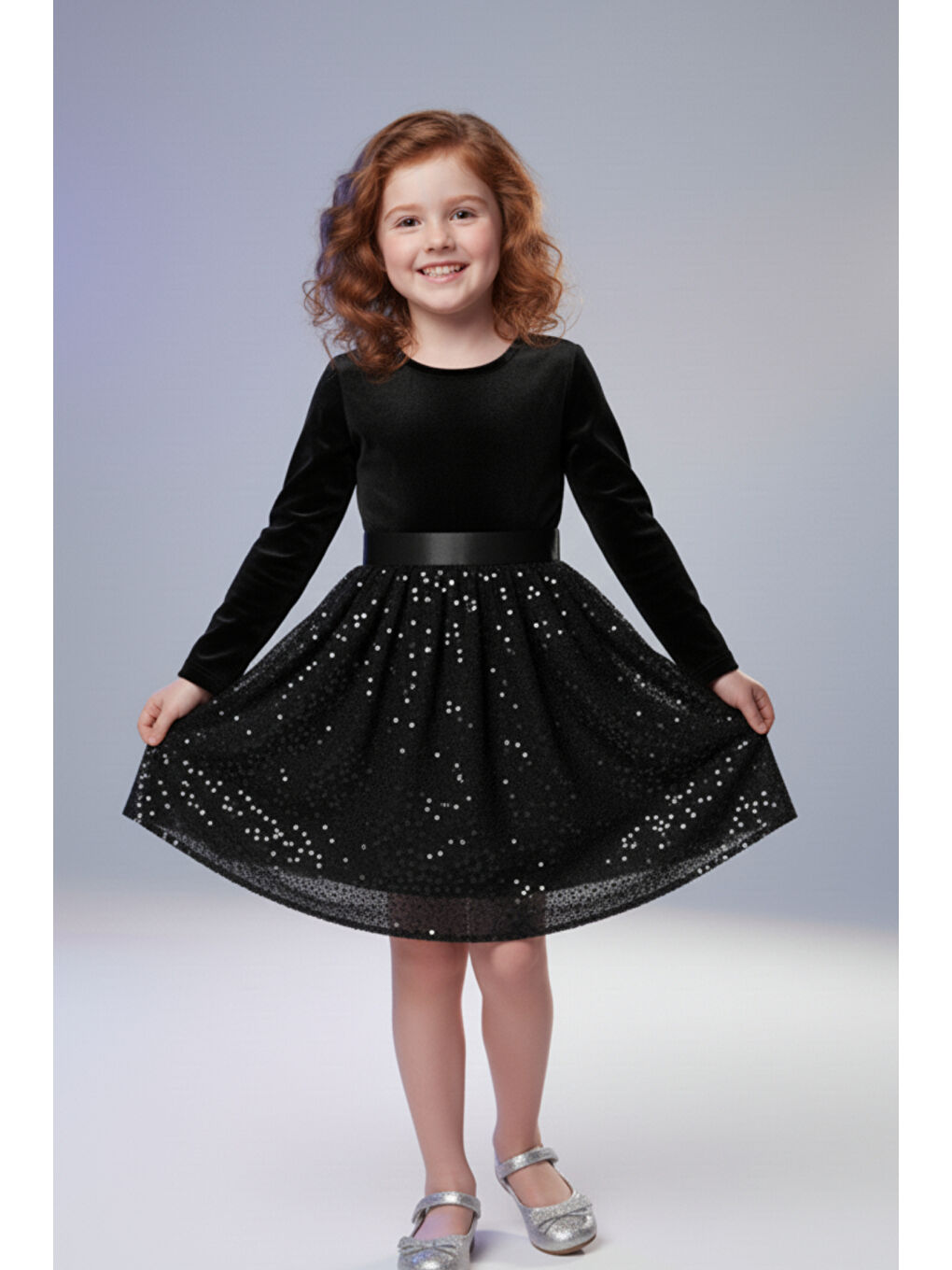 Siyah Kız Çocuk Özel Günler İçin Kadife Pullu Kabarık Fiyonklu Elbise 3-10 Yaş-1