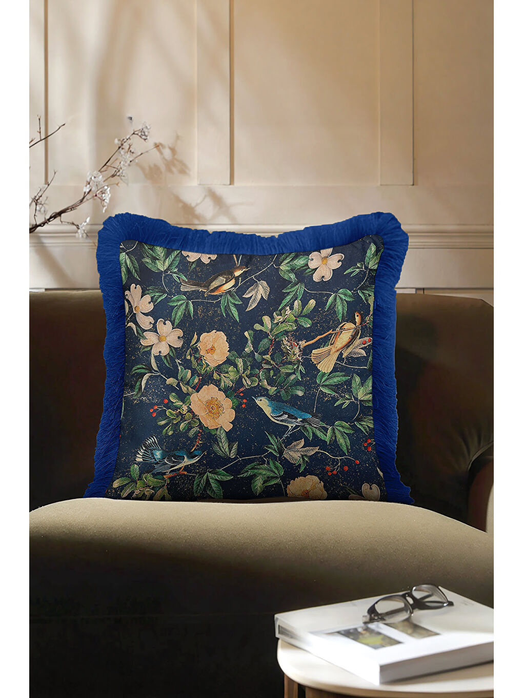Karışık Lüks Kuşlu Çiçekli Saçaklı Yastık Kılıfı - Vintage Doğa Bohem Lacivert Püsküllü Kırlent Kılıfı-1