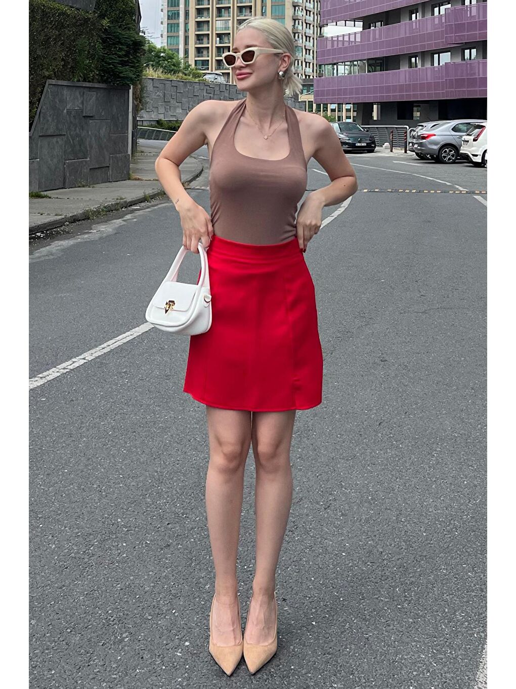 Kırmızı Yüksek Bel Önden Yırtmaçlı Kısa Etek Mg2086-3