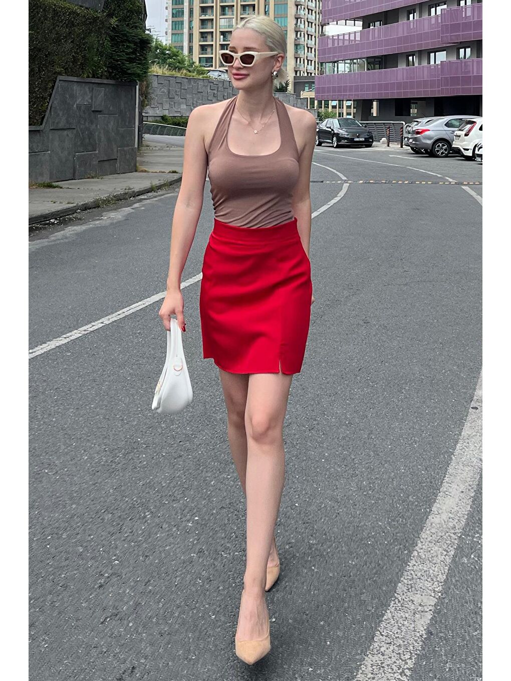 Kırmızı Yüksek Bel Önden Yırtmaçlı Kısa Etek Mg2086-4