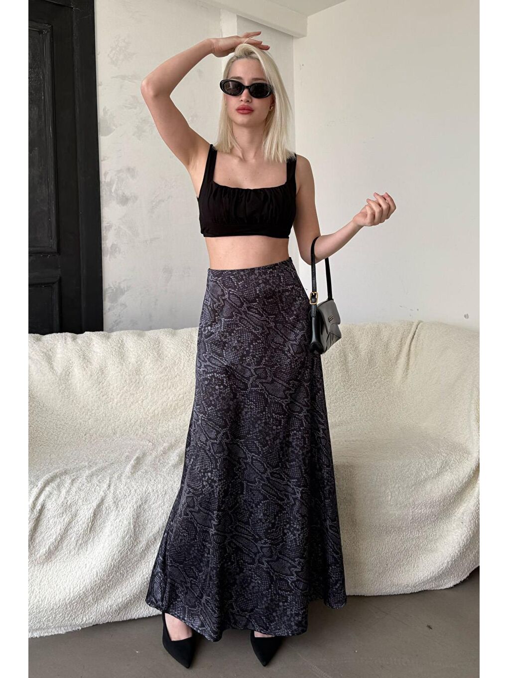Siyah Desenli Saten Kadın Uzun Etek Mg2333-3