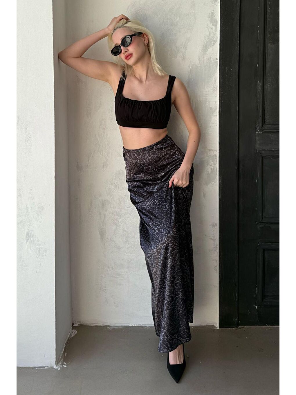 Siyah Desenli Saten Kadın Uzun Etek Mg2333-4