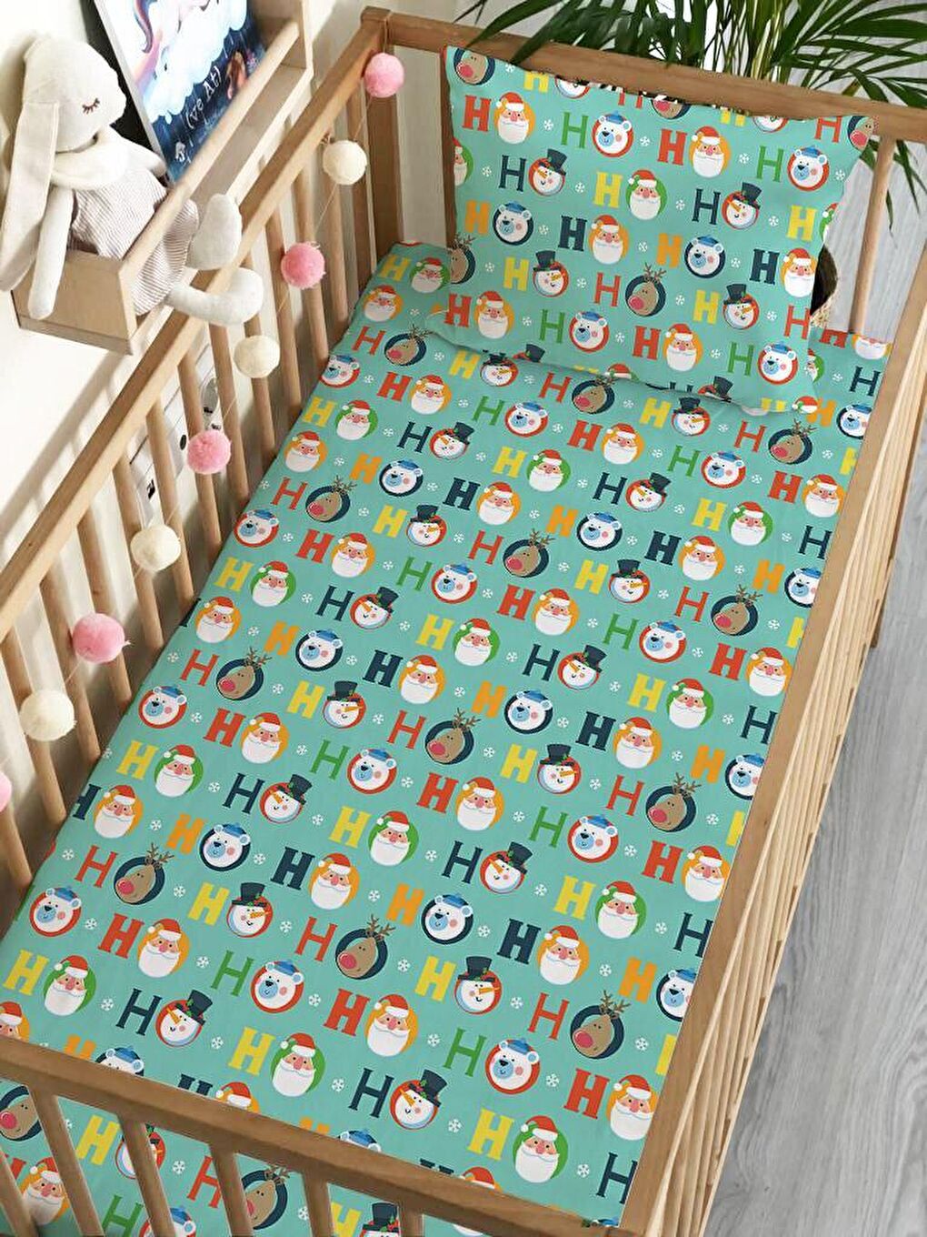 Karışık Yılbaşı Tema Baba Desen Baskılı Bebek Boy Lastikli Çarşaf Seti 60x120 cm