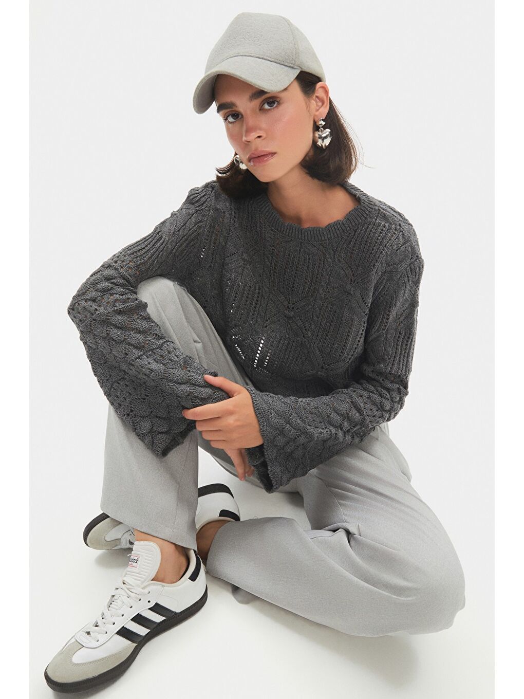 Antrasit Kadın Bisiklet Yaka Ispanyol Kol Ajurlu Kendinden Desenli Kazak-3