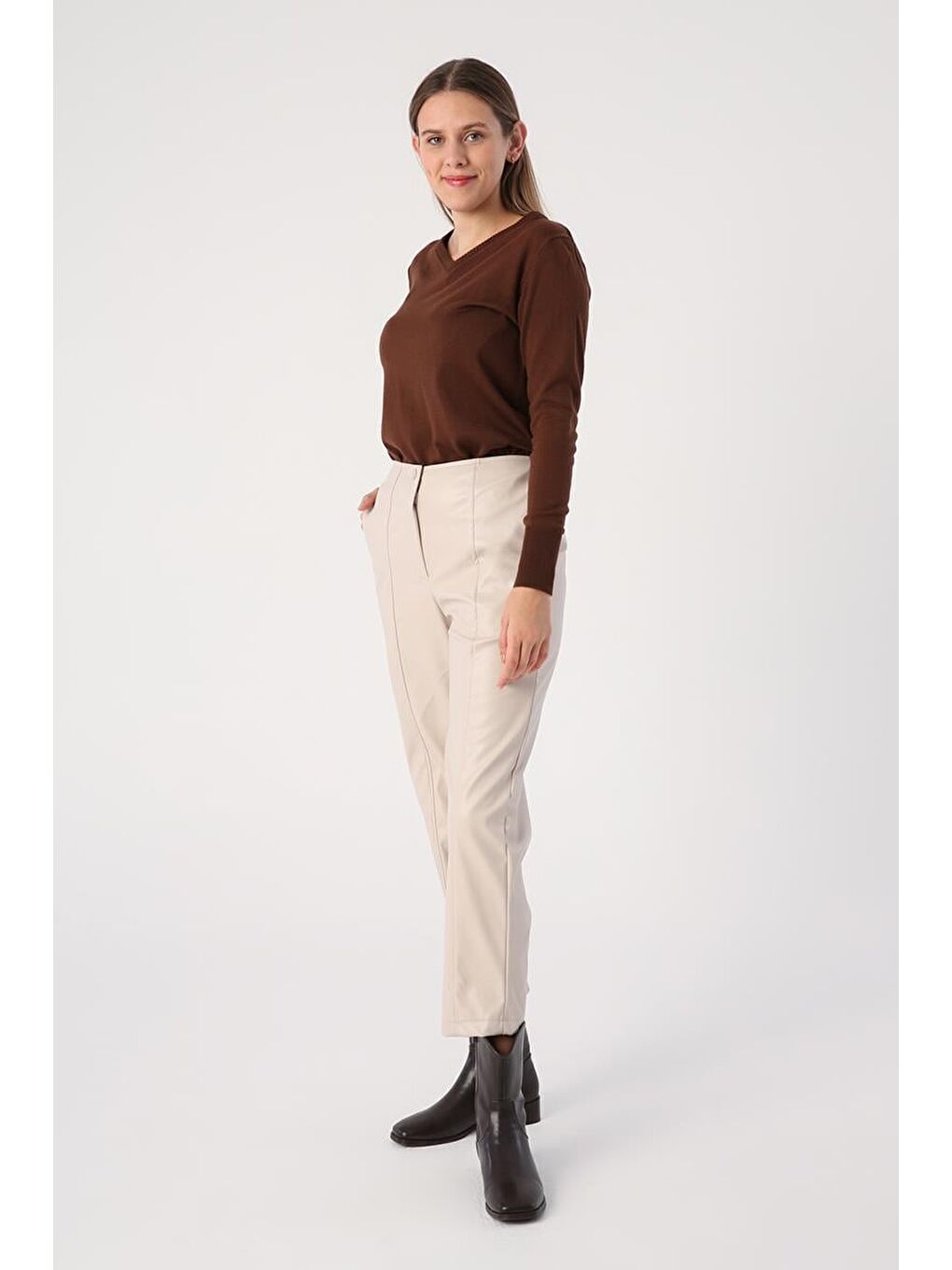 Bej Taş-İçi Şardonlu Çima Dikişli Deri Pantolon-1