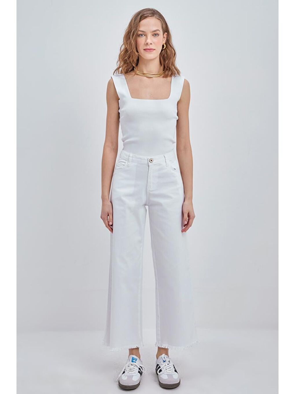 Beyaz-Pamuklu Paçası Püsküllü Pantolon-1