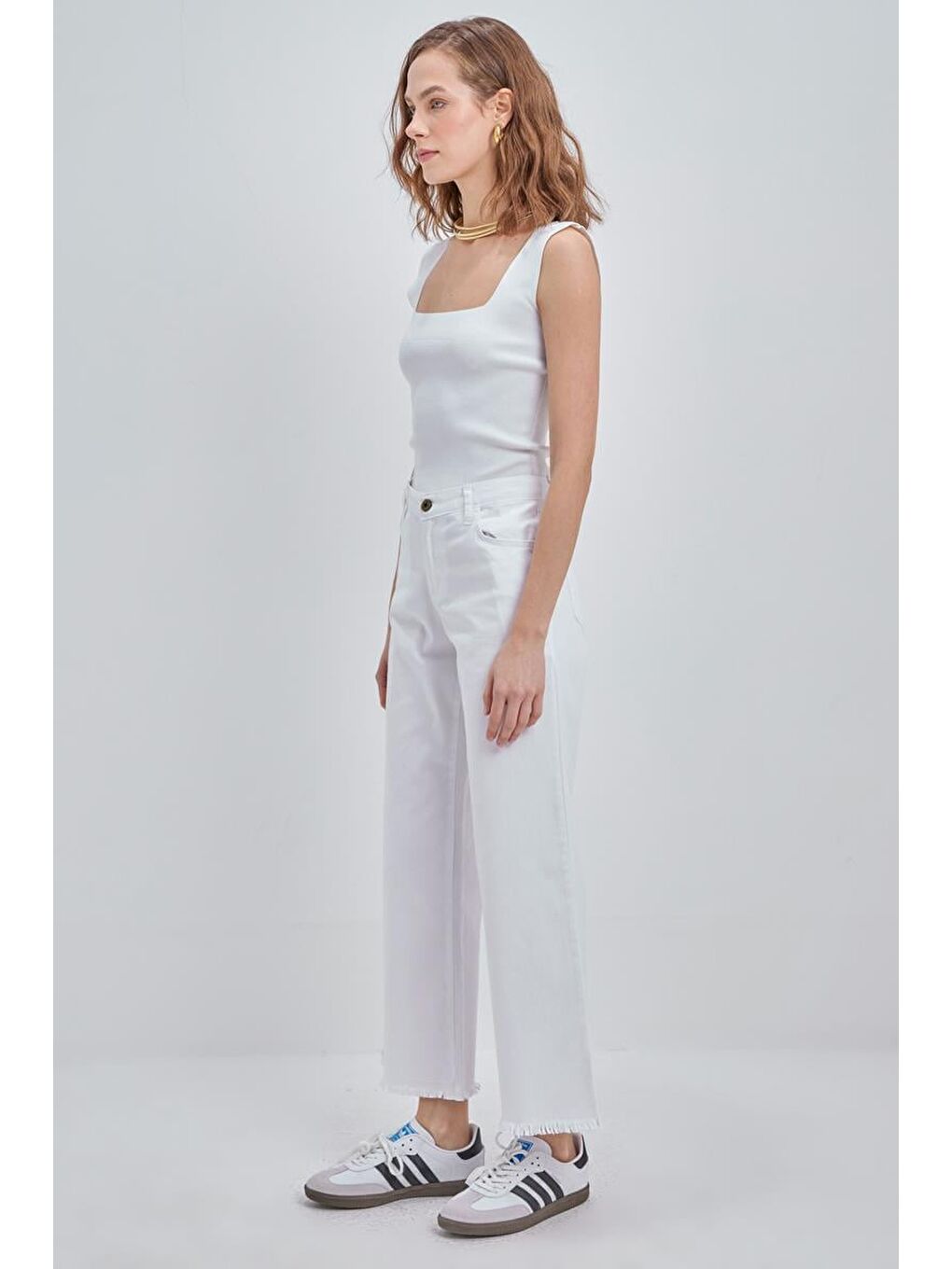 Beyaz-Pamuklu Paçası Püsküllü Pantolon-2