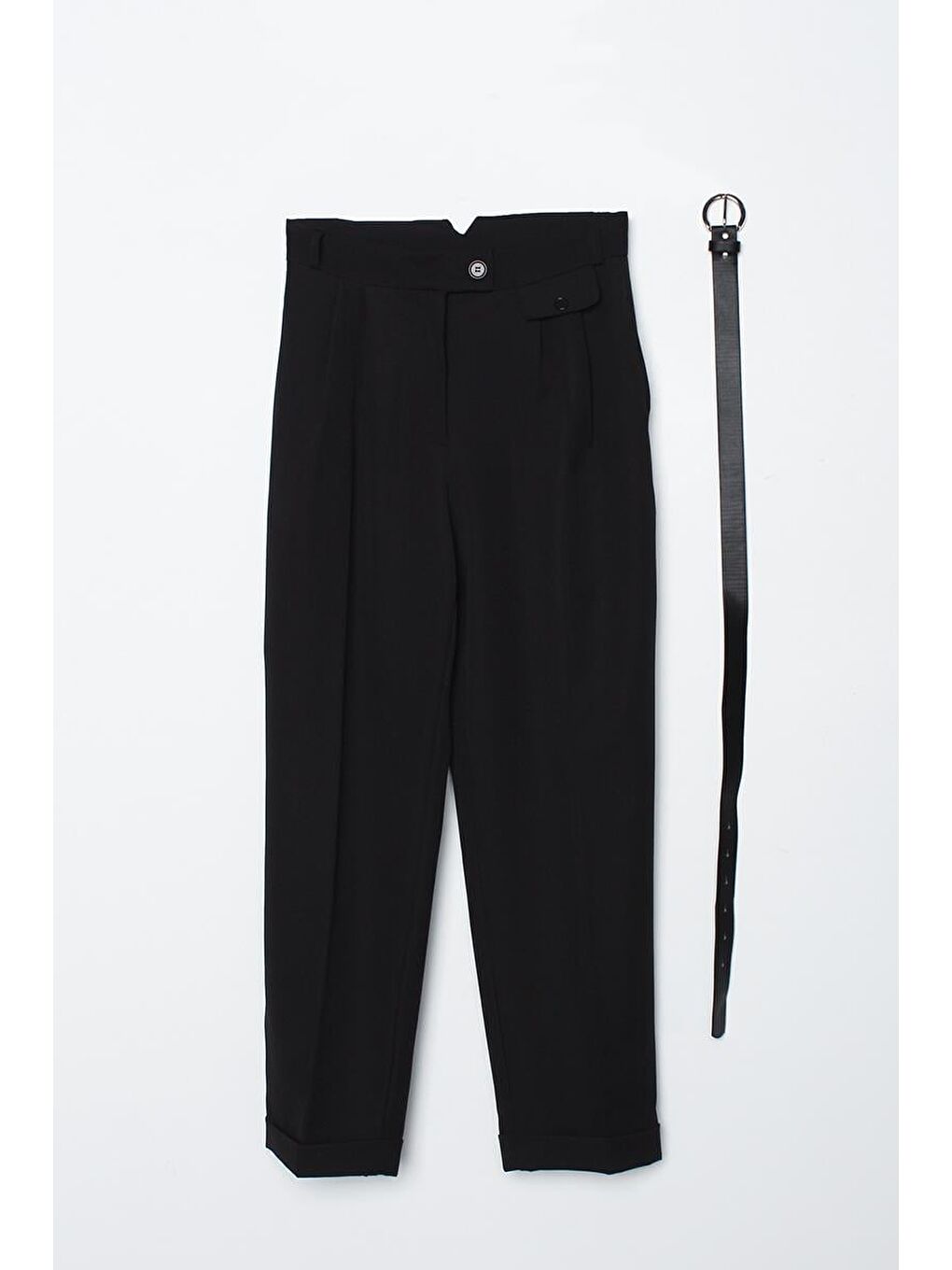 Siyah-Kemerli Duble Paça Pileli Havuç Pantolon-6