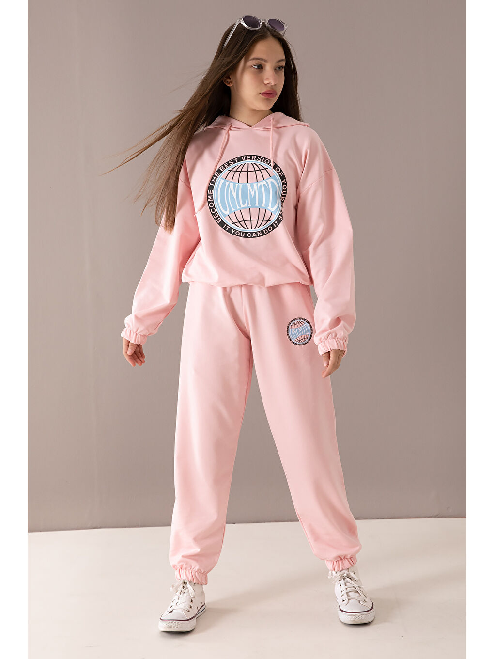 Pembe Göğsü Logo Baskılı Kapüşonlu Kız Eşofman Takımı 19761