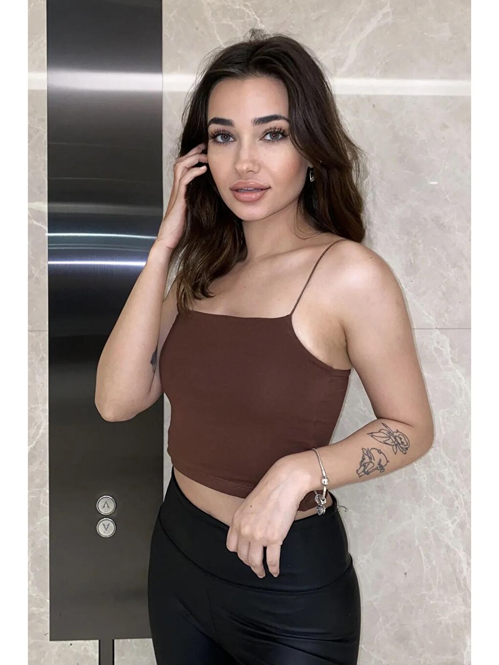 Kadın Kahverengi Pamuklu İp Askılı Crop