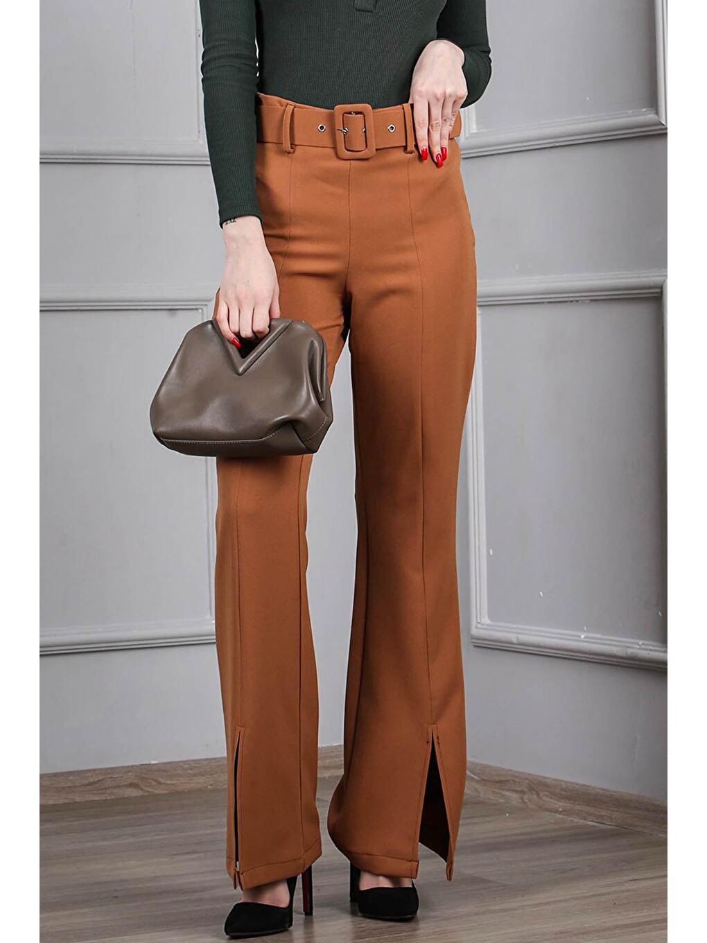 Kahverengi Önleri Yırtmaçlı Yüksek Bel Kadın İspanyol Paça Pantolon MG1668