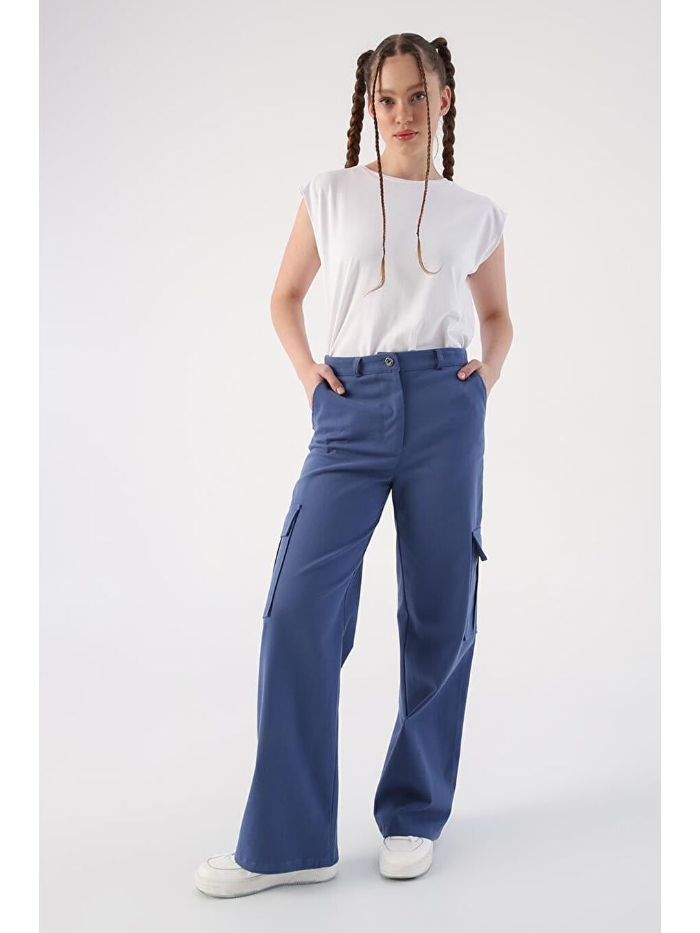 Mavi-Pamuklu Kargo Cepli Bol Paça Pantolon-1