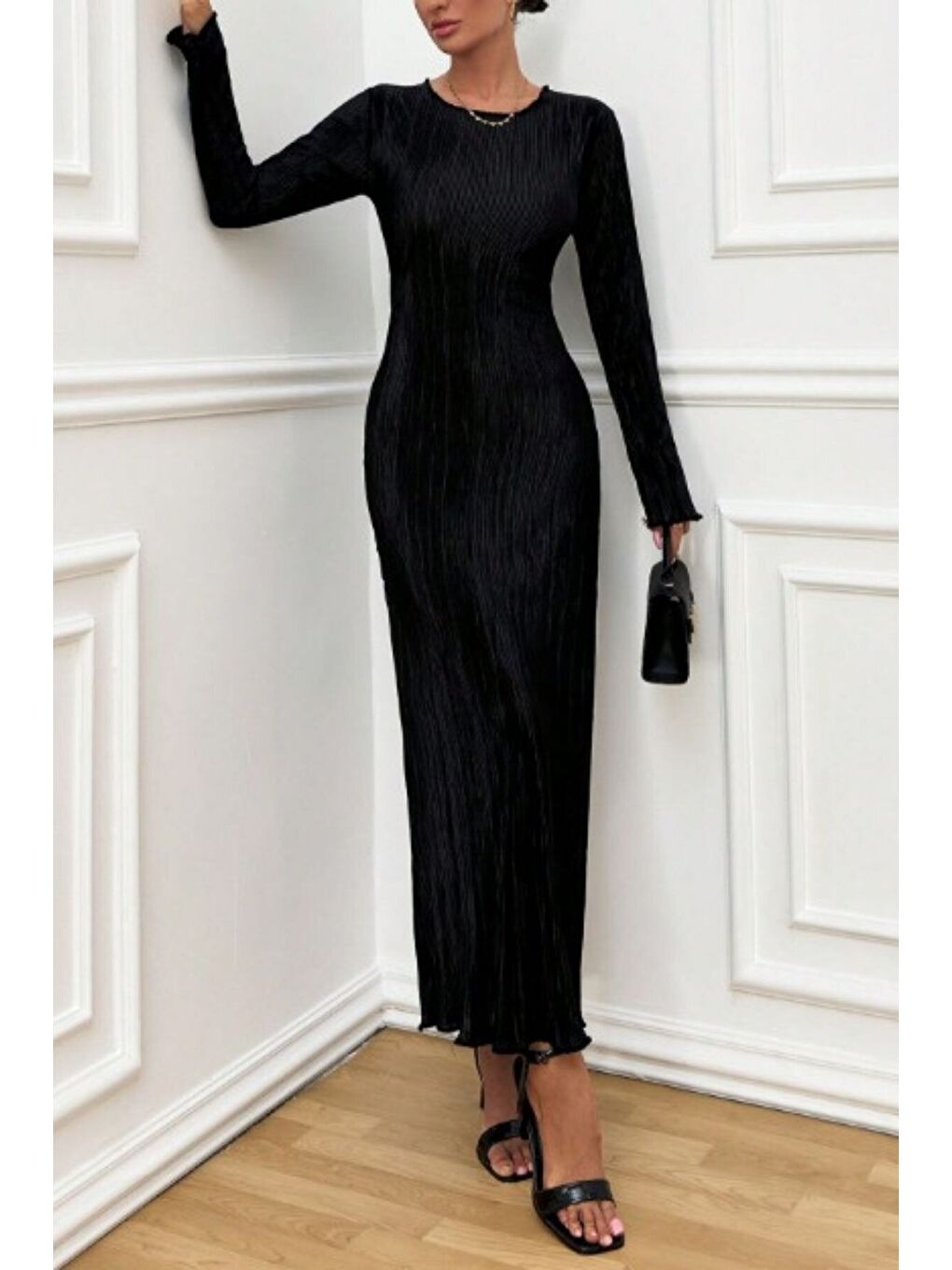 Kadın Siyah Piliseli Uzun Modest Elbise-1