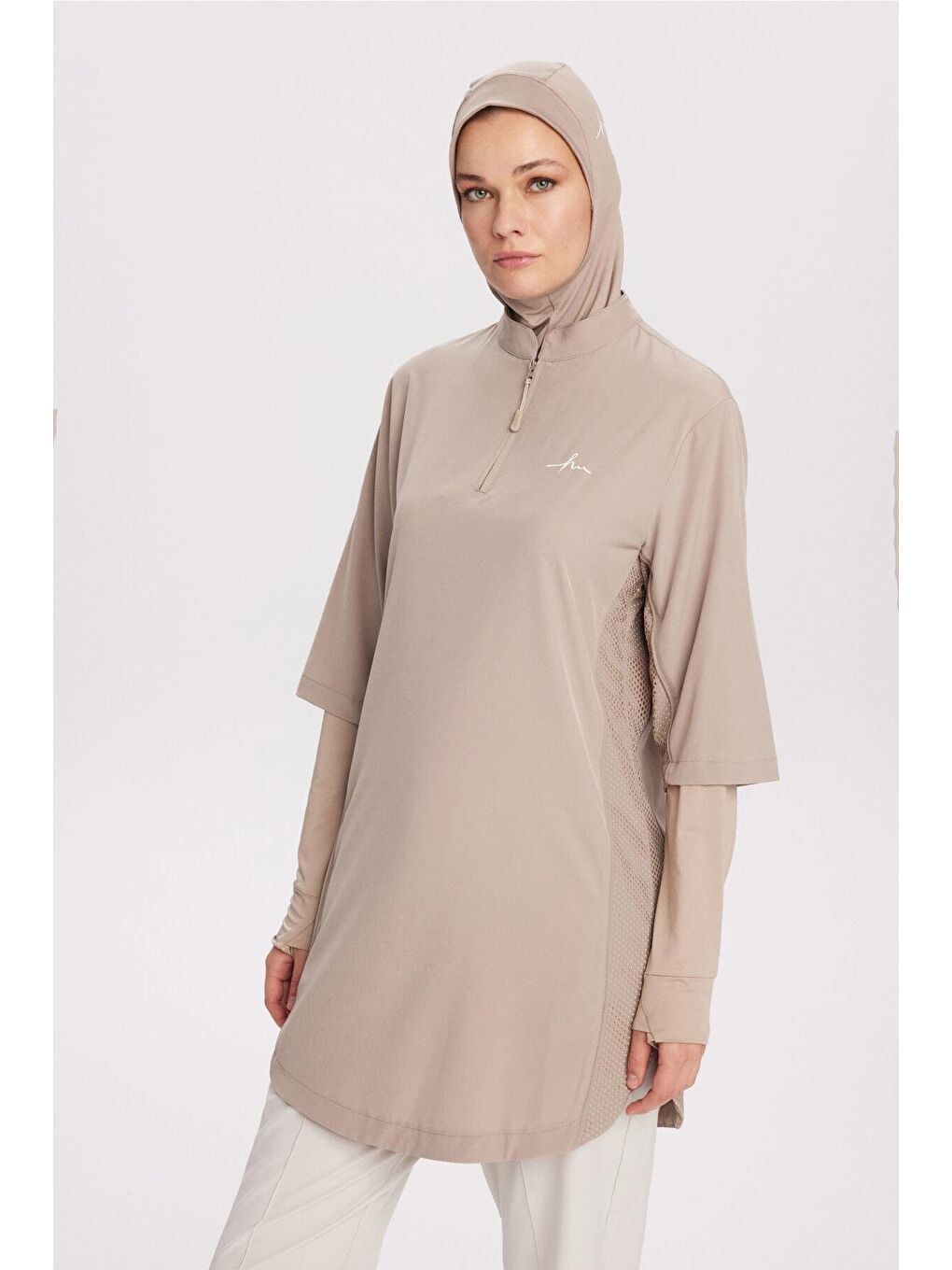 Bej Active H-Per Fit Lazer Kesim Detaylı Vizon Tesettür Antrenman Üstü Act-33-2