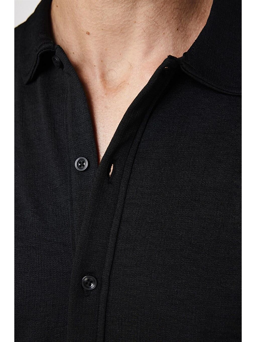 Erkek Slim Fit Kısa Kollu Desenli  Örme  Siyah Gömlek-3