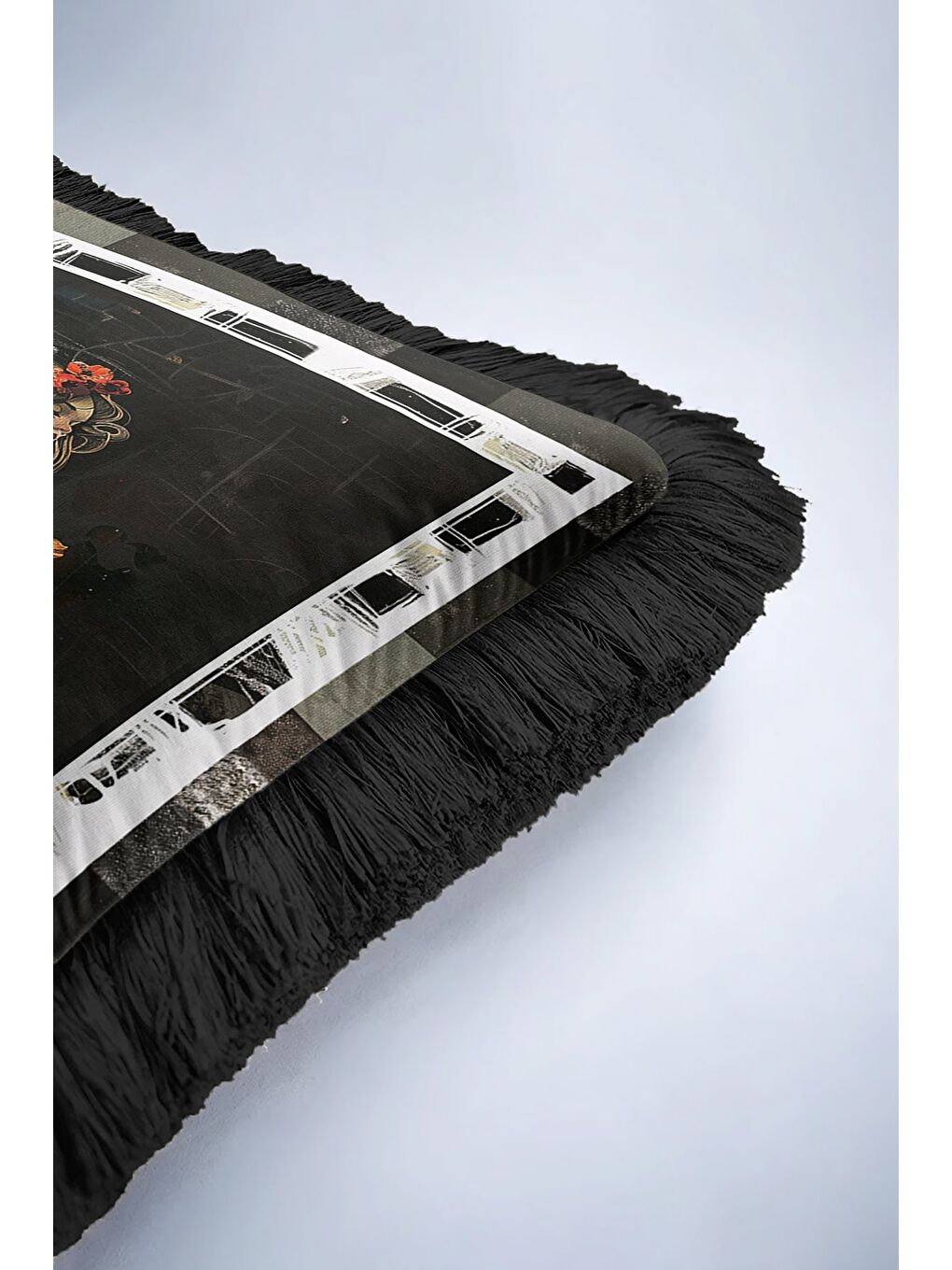 Karışık Sanatsal Figürlü Saçaklı Yastık Kılıfı - Çiçekli Bohem Siyah Altın Renkli Püsküllü Kırlent Kılıfı-6