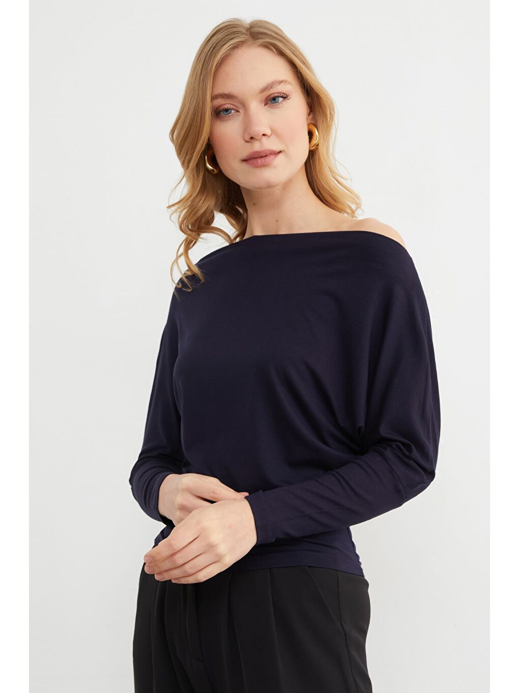 Lacivert Basic Kayık Yaka Yarasa Kol Bluz-1