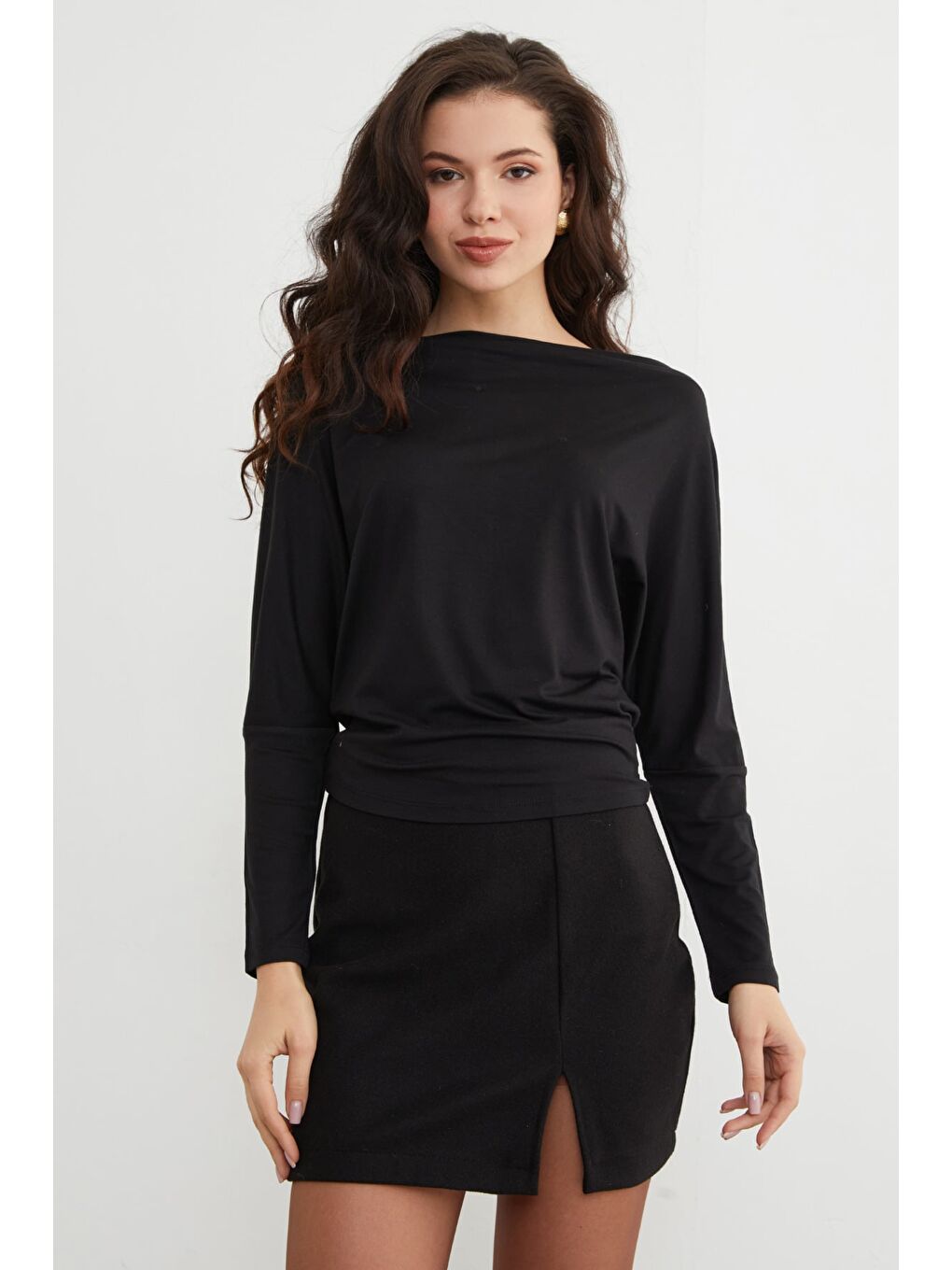 Siyah Basic Kayık Yaka Yarasa Kol Bluz