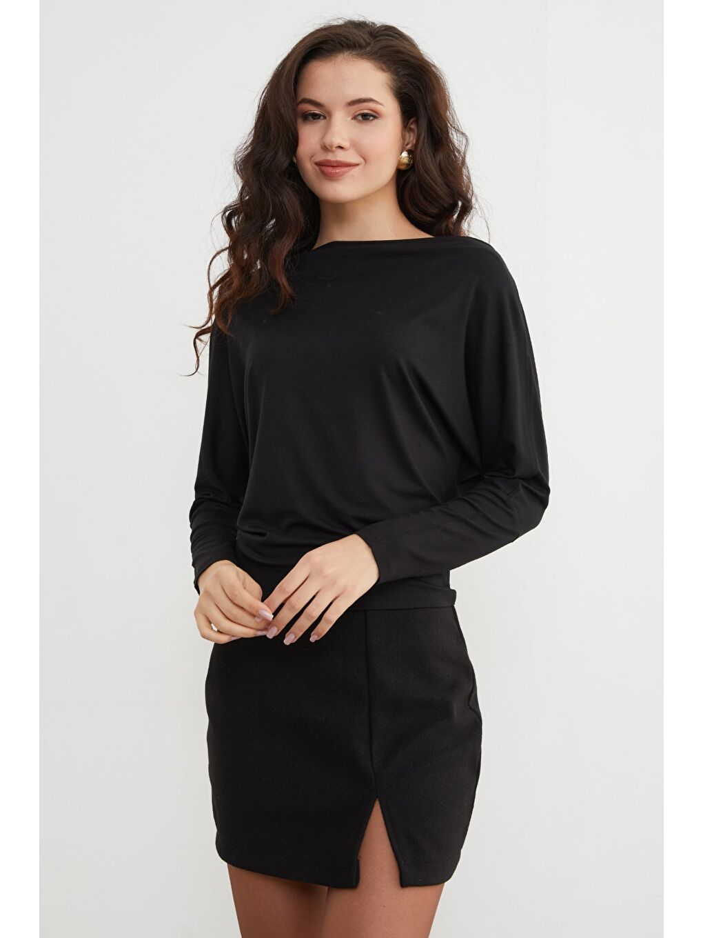 Siyah Basic Kayık Yaka Yarasa Kol Bluz-1