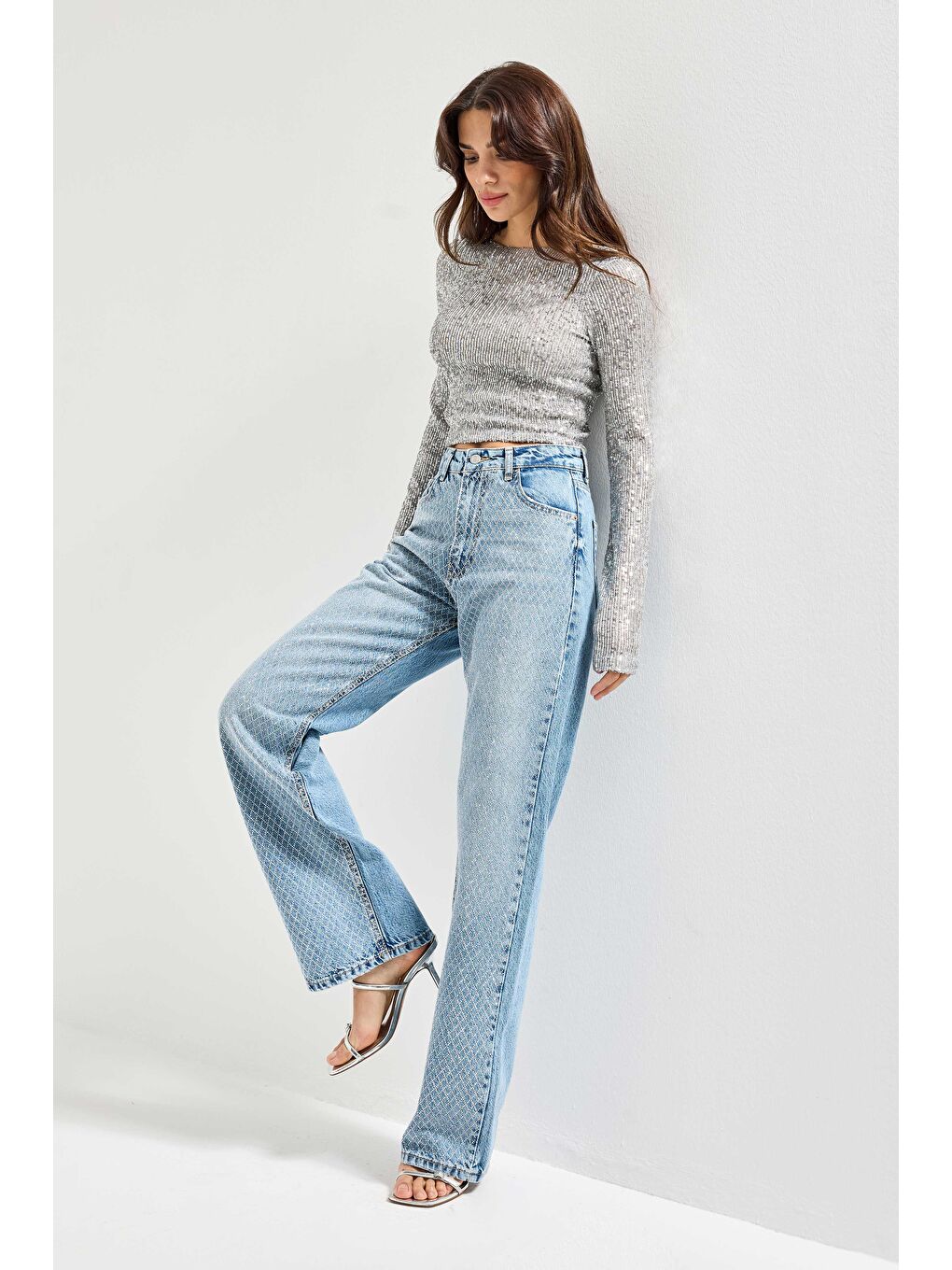 Mavi Kadın Jean Rengi Doris T34S527 Parlak Taşlı Tasarım Straight Fit Denim-1
