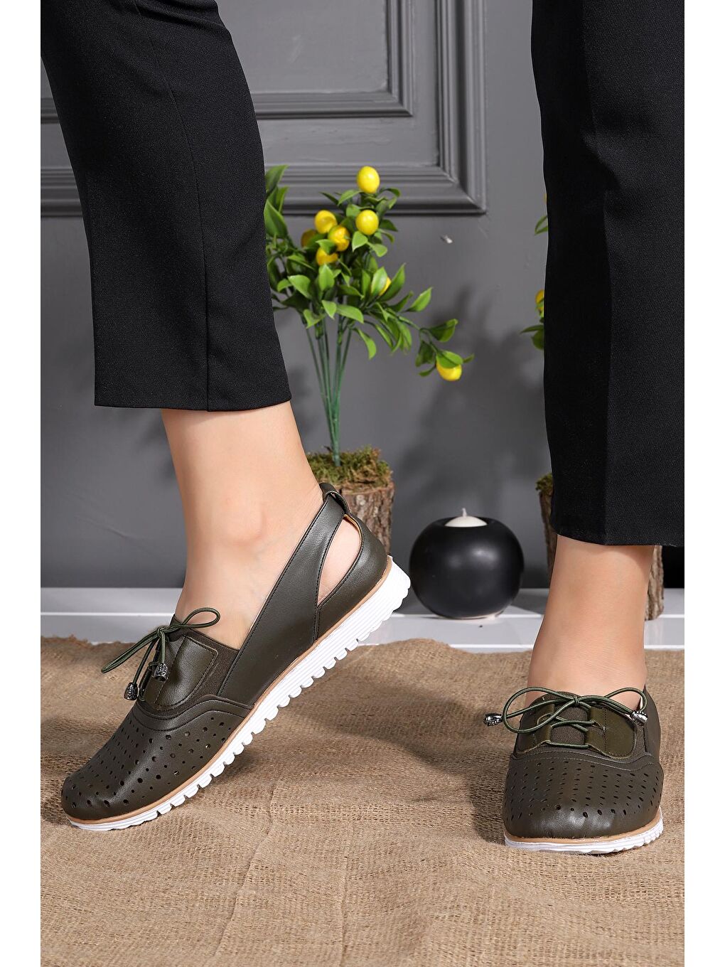 Haki Lazer Kesim Kadın Günlük Babet Ayakkabı Cns 4017-1