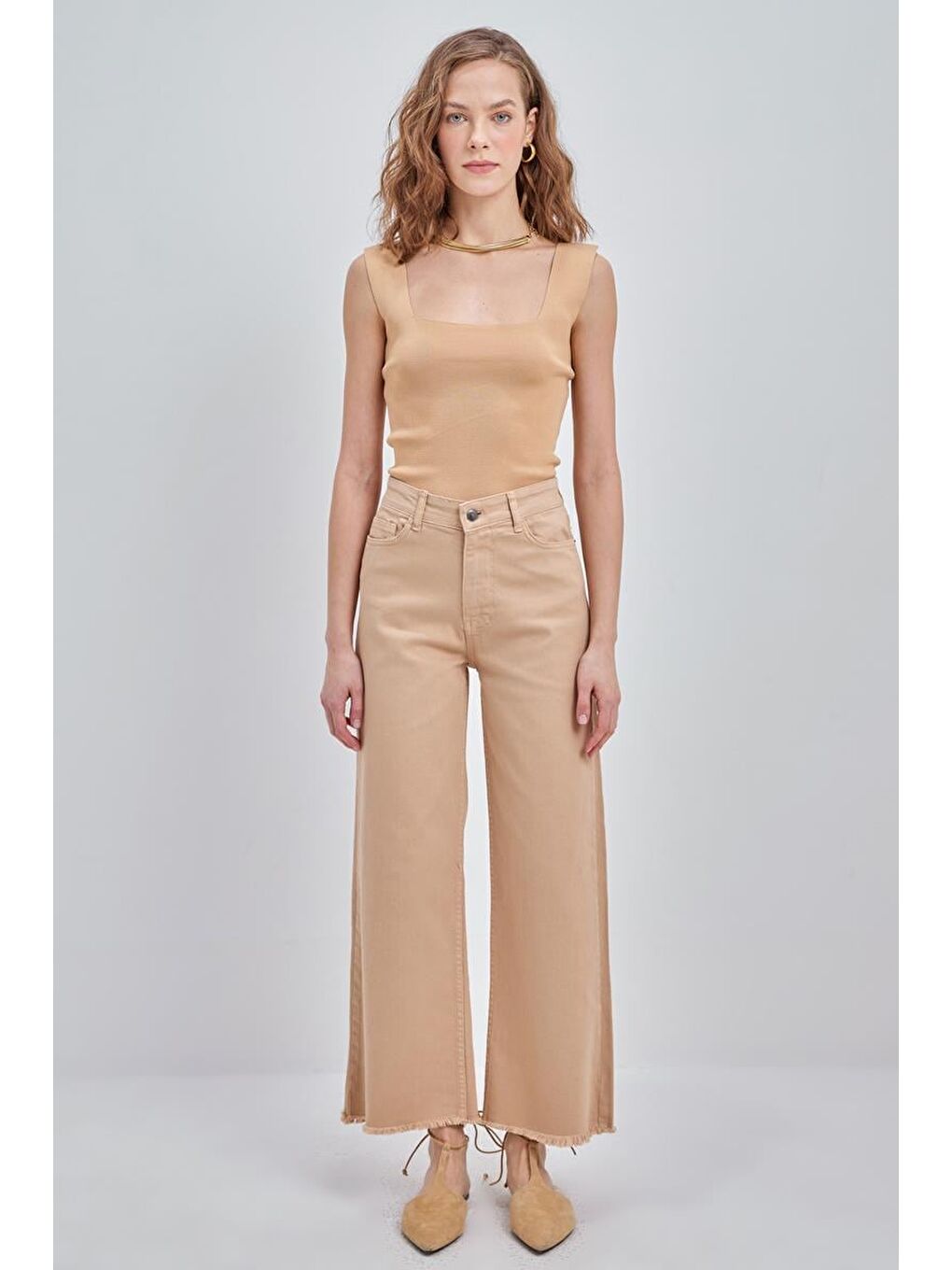 Bej-Pamuklu Paçası Püsküllü Pantolon-1