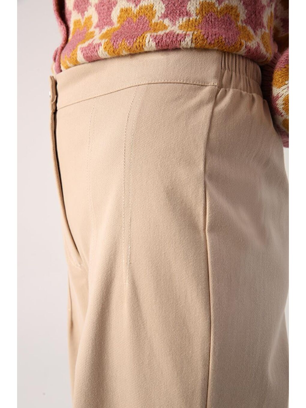 Açık Bej-Garni Dikişli Geniş Paça Pantolon-3