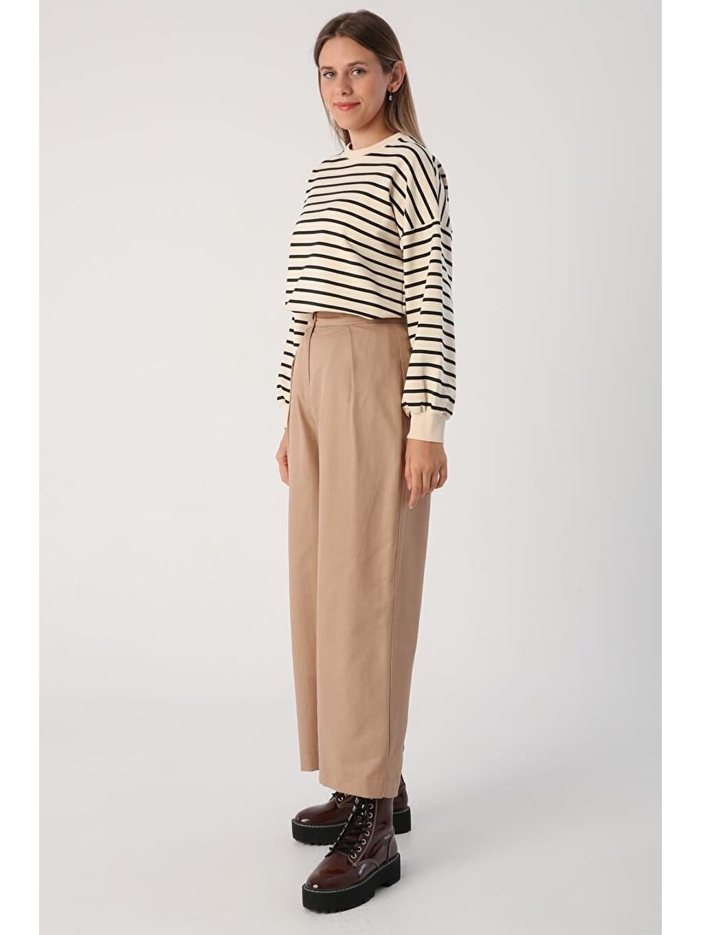 Bej01-Pileli Bol Paça Pantolon-2