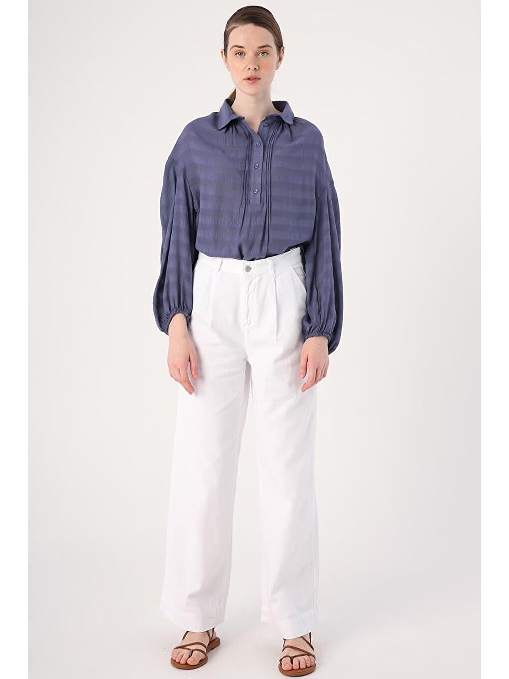 Beyaz-%100 Pamuk Pileli Bol Paça Cepli Pantolon-1