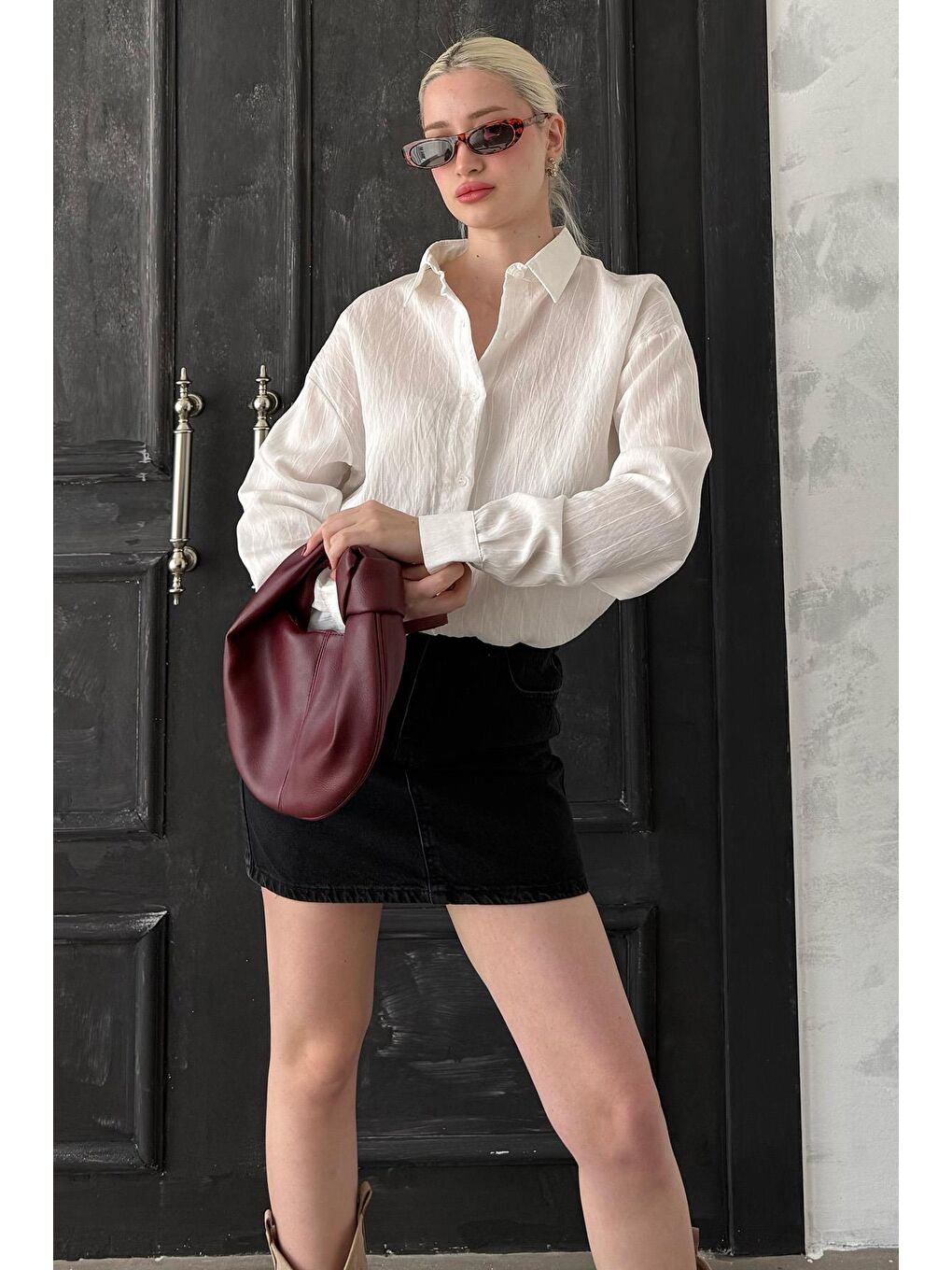 Beyaz Uzun Kollu Çizgili Oversize Gömlek Mg2080