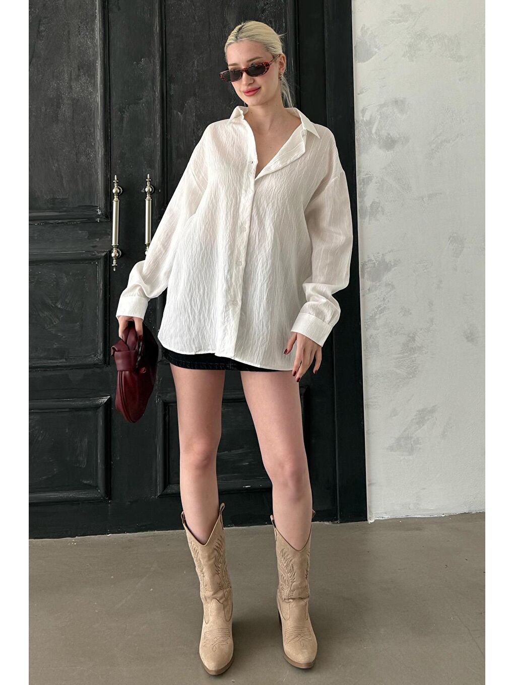 Beyaz Uzun Kollu Çizgili Oversize Gömlek Mg2080-1