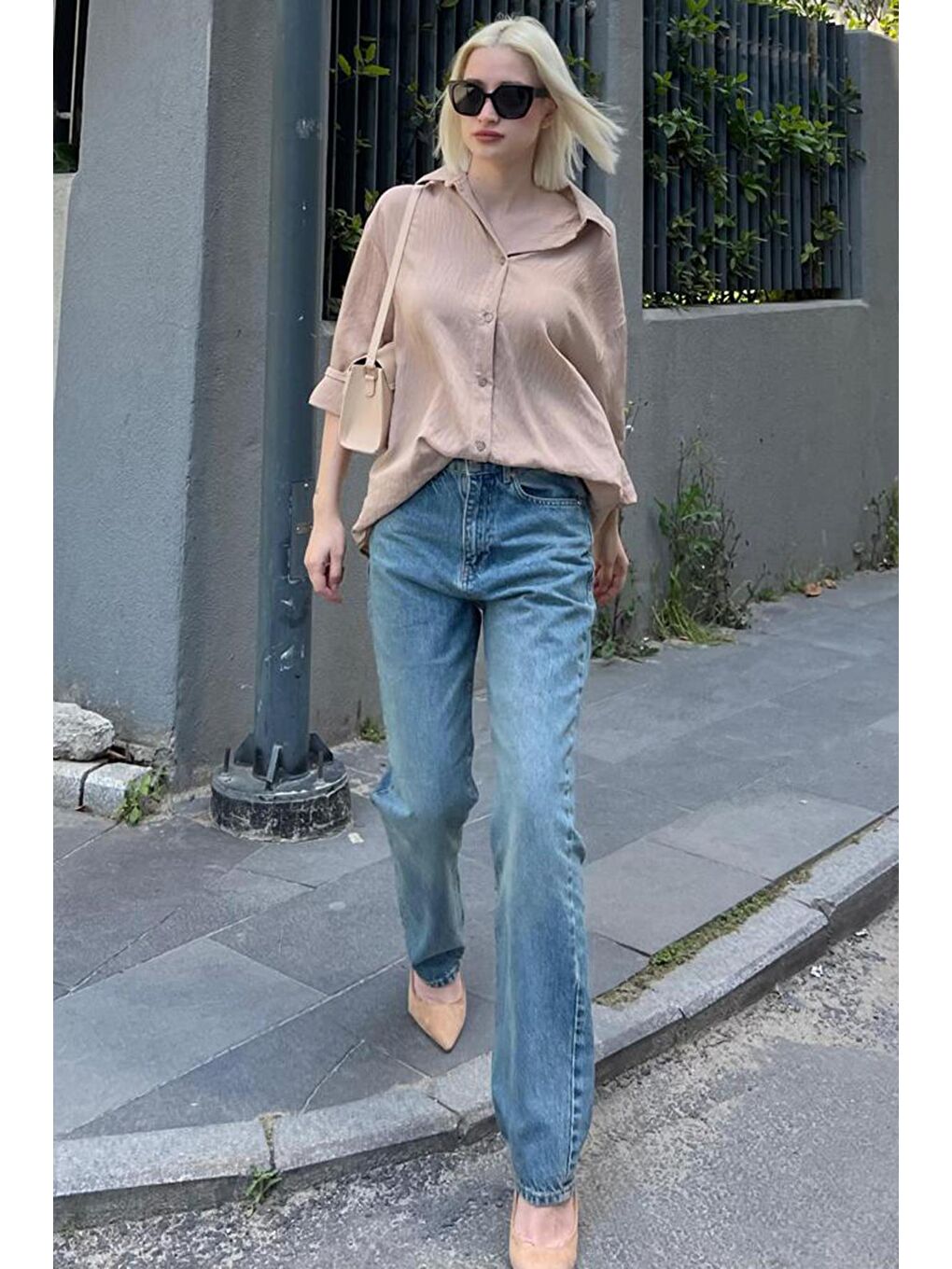 Bej Uzun Kollu Çizgili Oversize Gömlek Mg2080-1