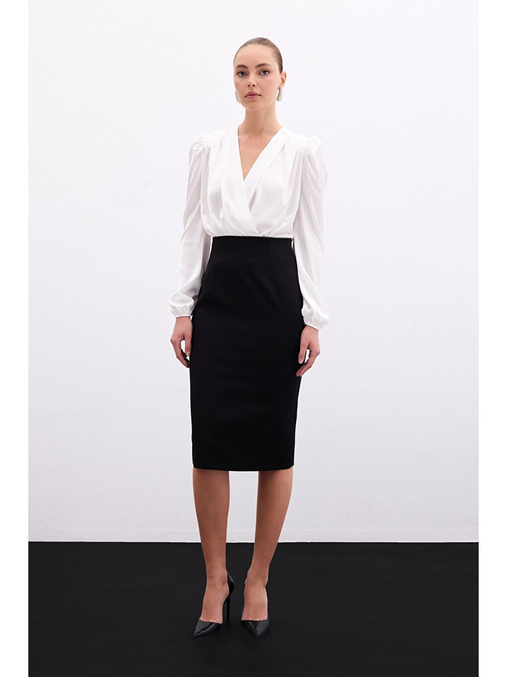 Düz Kalem Etek - Siyah-1