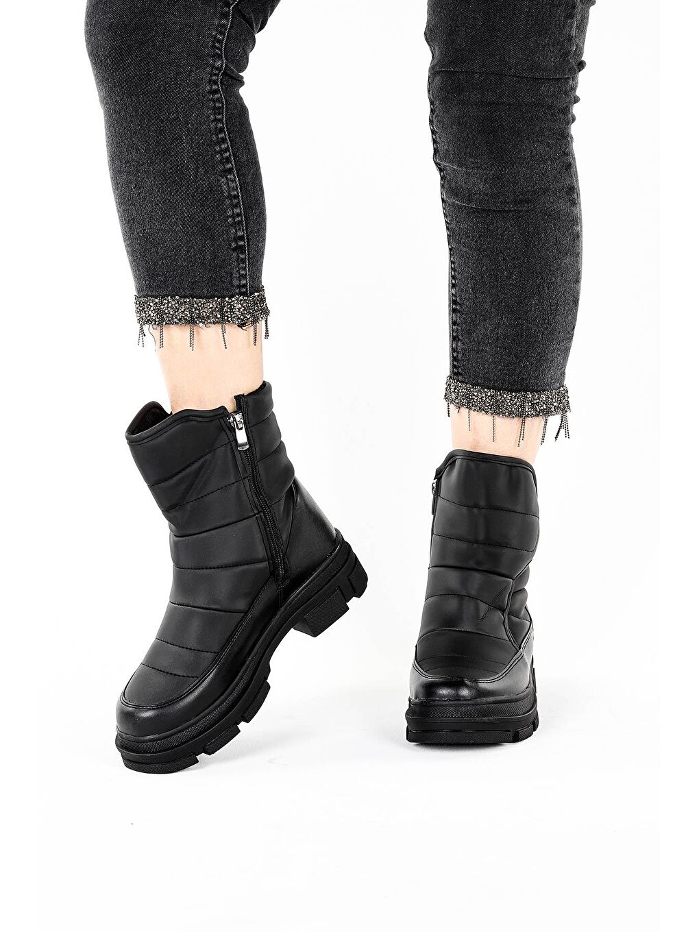 Siyah Günlük İçi Termal Kürklü Kadın Fermuarlı Kar Bot Ayakkabı Twg 820-1