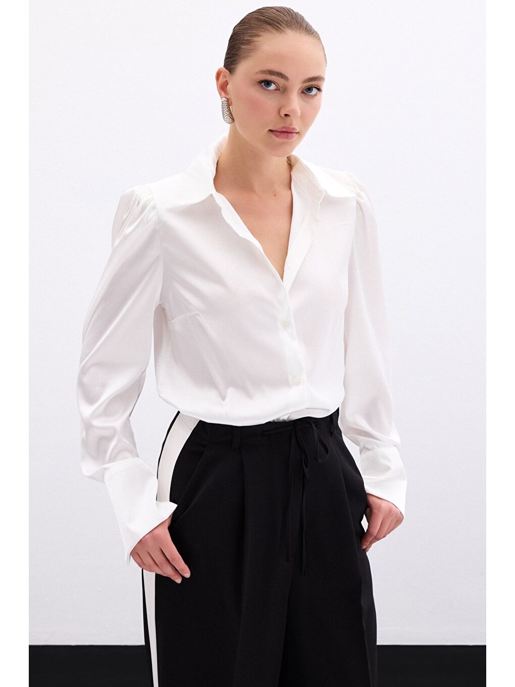 Vatkalı Saten Gömlek - Ekru-5