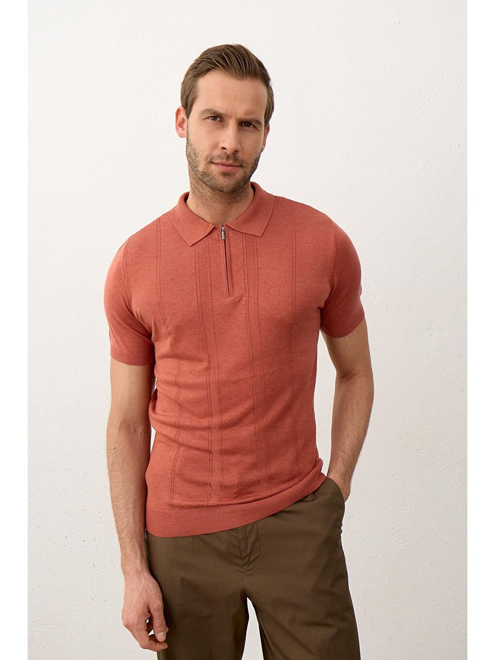 Kahverengi Erkek Fermuarlı Slim-Fit Yazlık Triko Tişört Tarçın-5