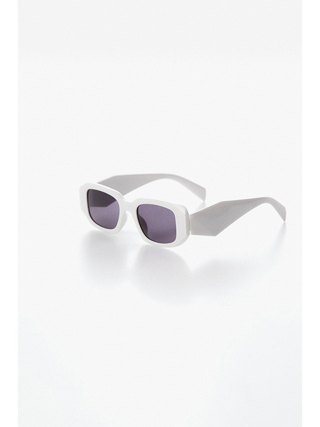 Beyaz Çerçeveli Güneş Gözlüğü-1