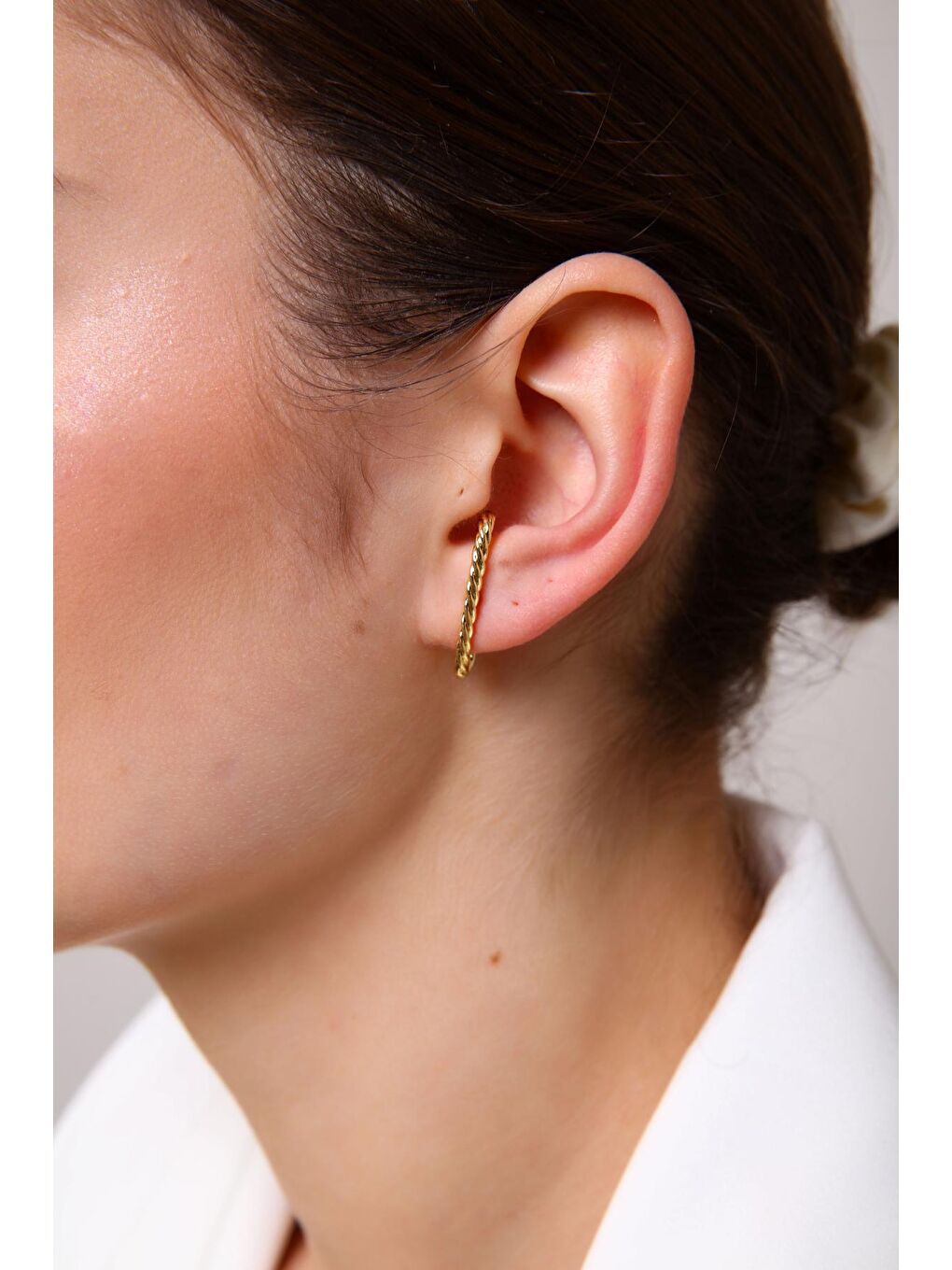 Aurrari Sarı Gold Renk Burgu Earcuff