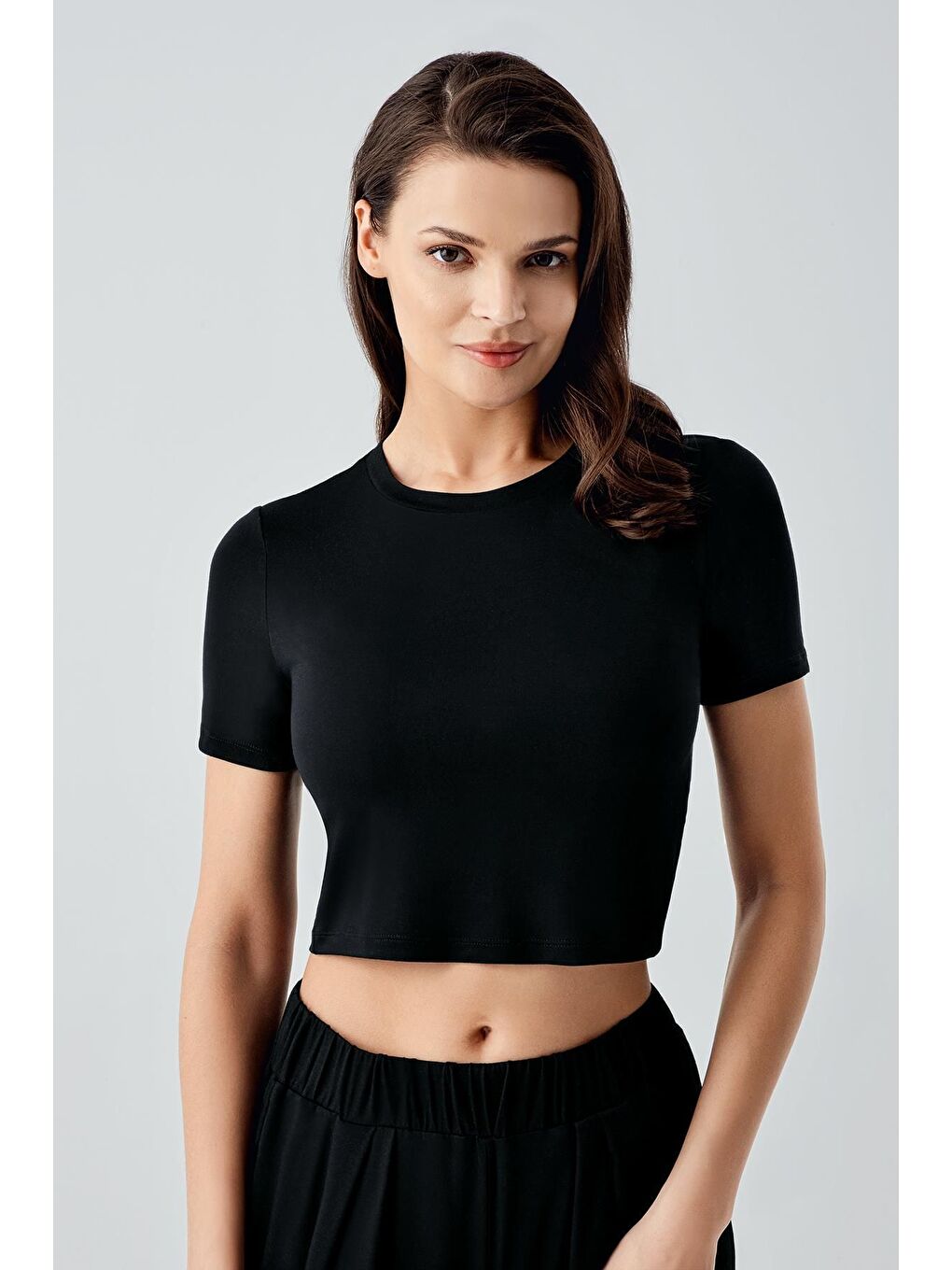 Siyah Kısa Kollu Crop Bol Paça Esnek Viskoz Pijama Takım 17216-2