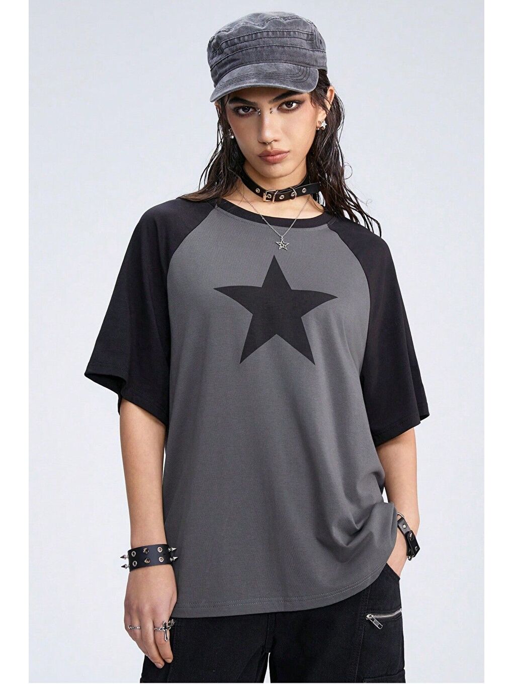 Gri Kadın Füme Reglan Kol Bisiklet Yaka Yıldız Baskılı Oversize T Shirt
