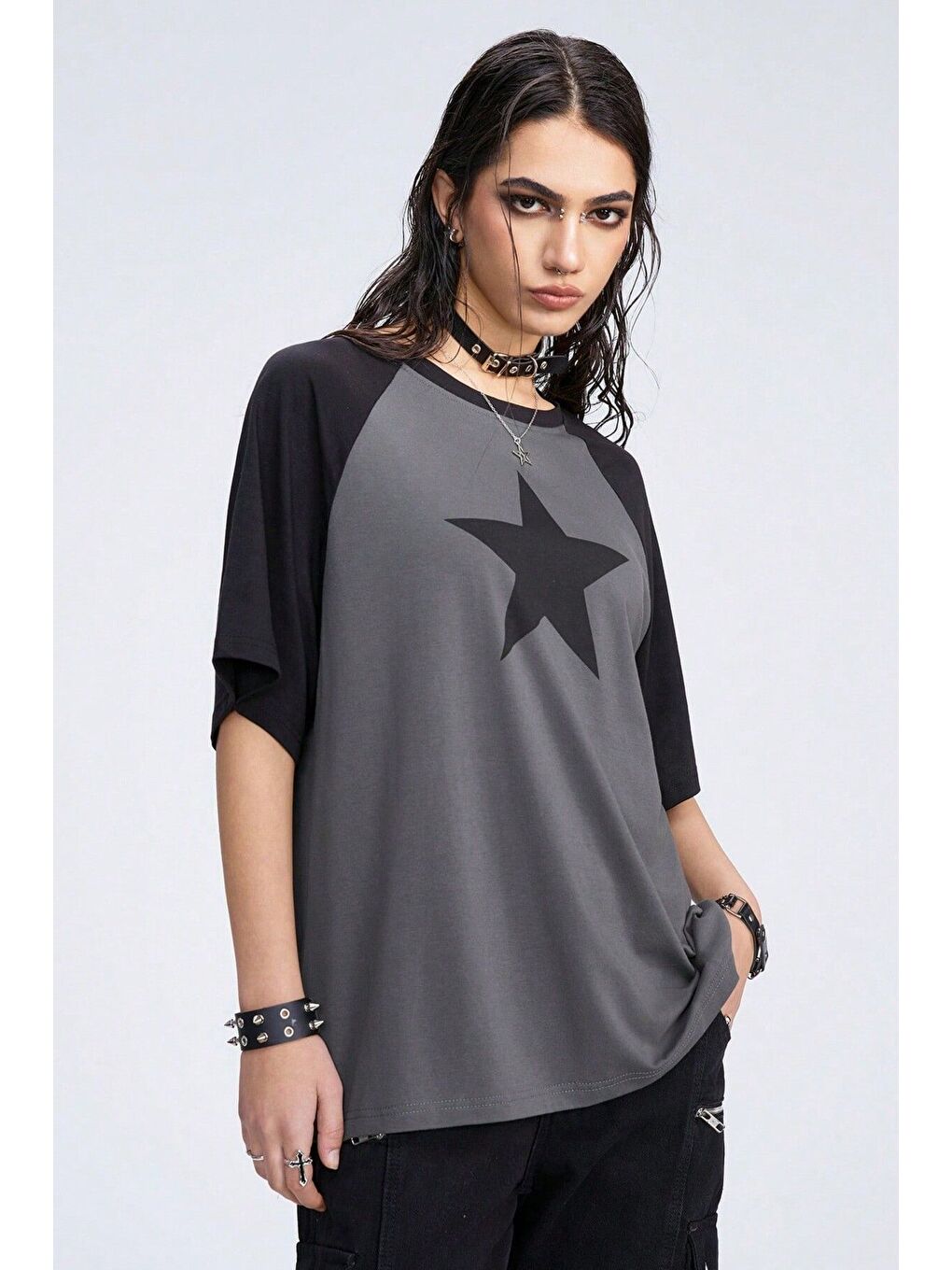 Gri Kadın Füme Reglan Kol Bisiklet Yaka Yıldız Baskılı Oversize T Shirt-3