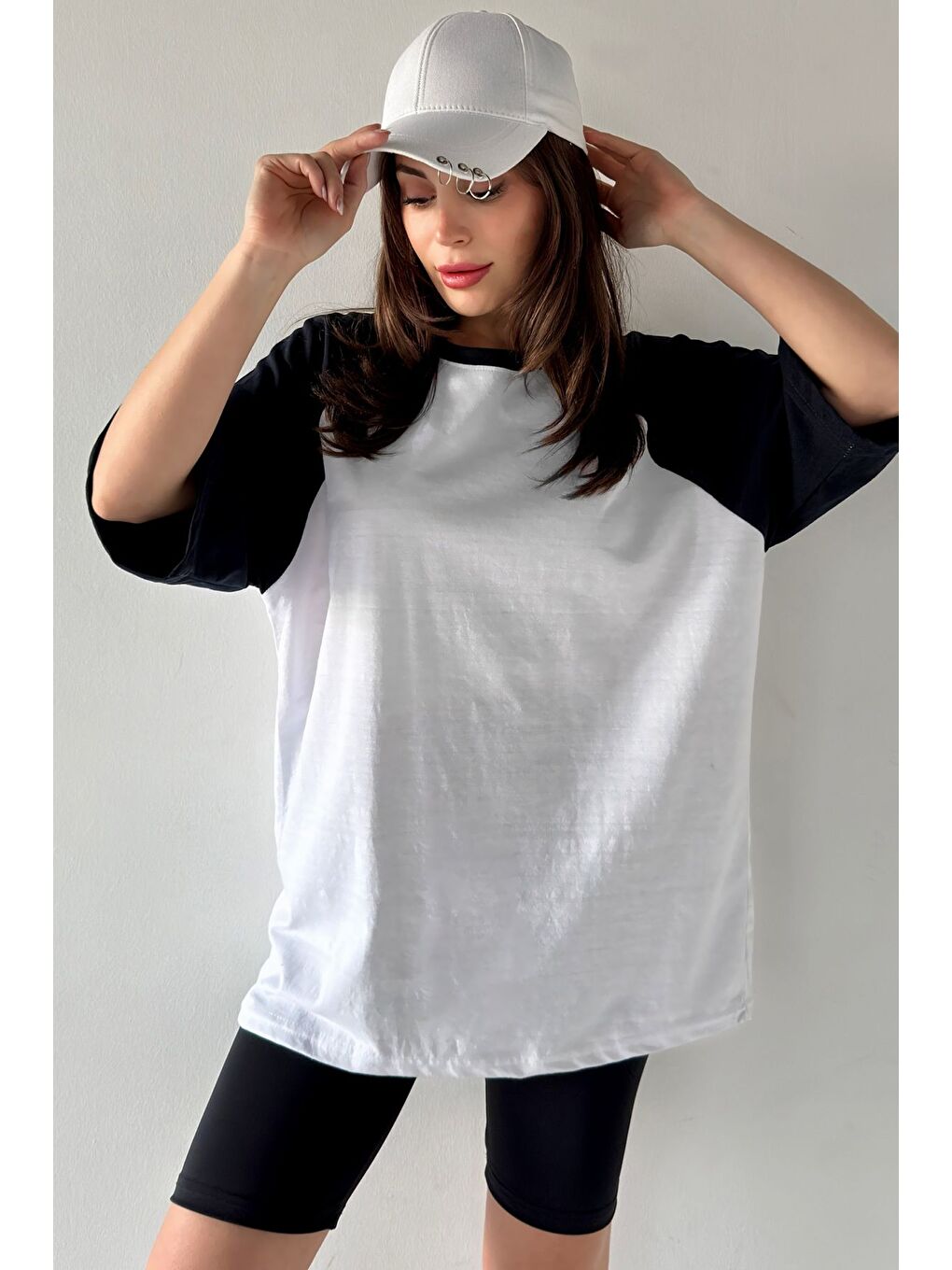 Kadın Beyaz Kolları Lacivert Oversize T shirt