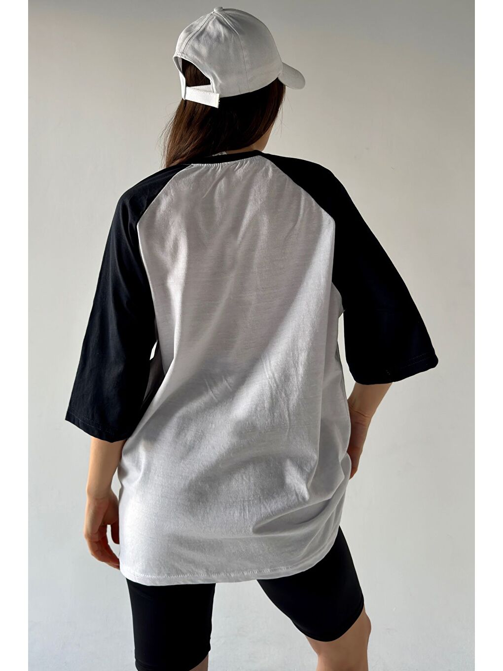 Kadın Beyaz Kolları Lacivert Oversize T shirt-3