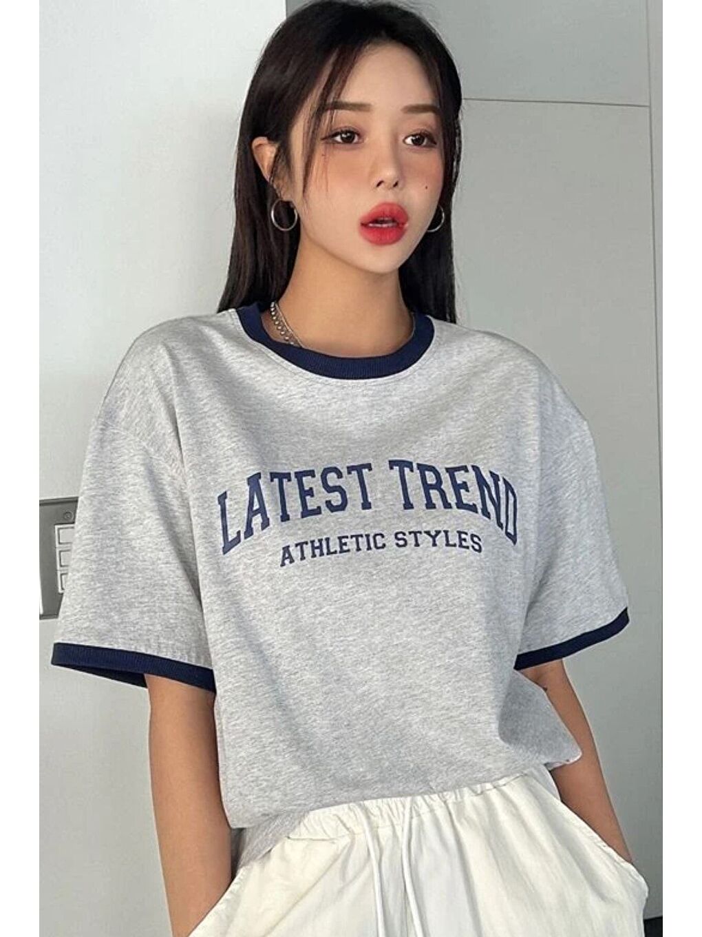 Kadın Gri Yakası Lacivert Latest Trend Baskılı Oversize T shirt-2