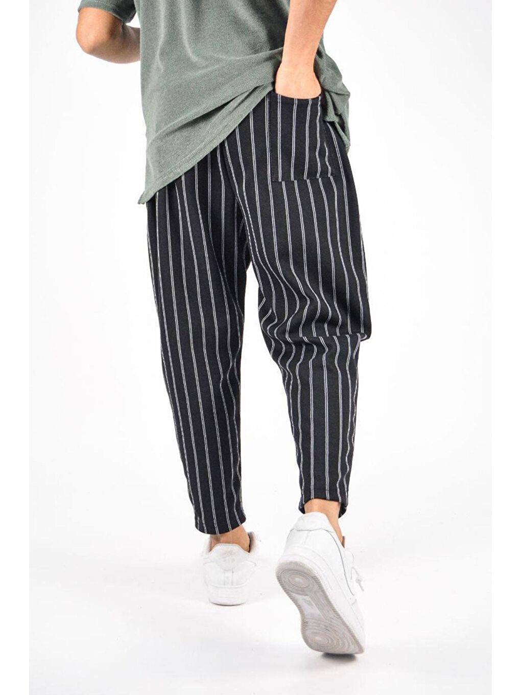 Siyah Çizgili Desen Relaxed Erkek Pantolon 3YXE5-46972-02-3