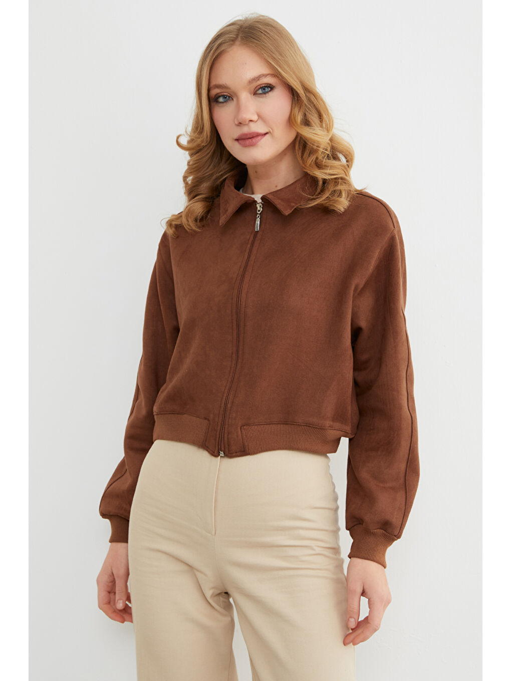 Kahverengi Fermuarlı Polo Yaka Süet Bomber Ceket-4