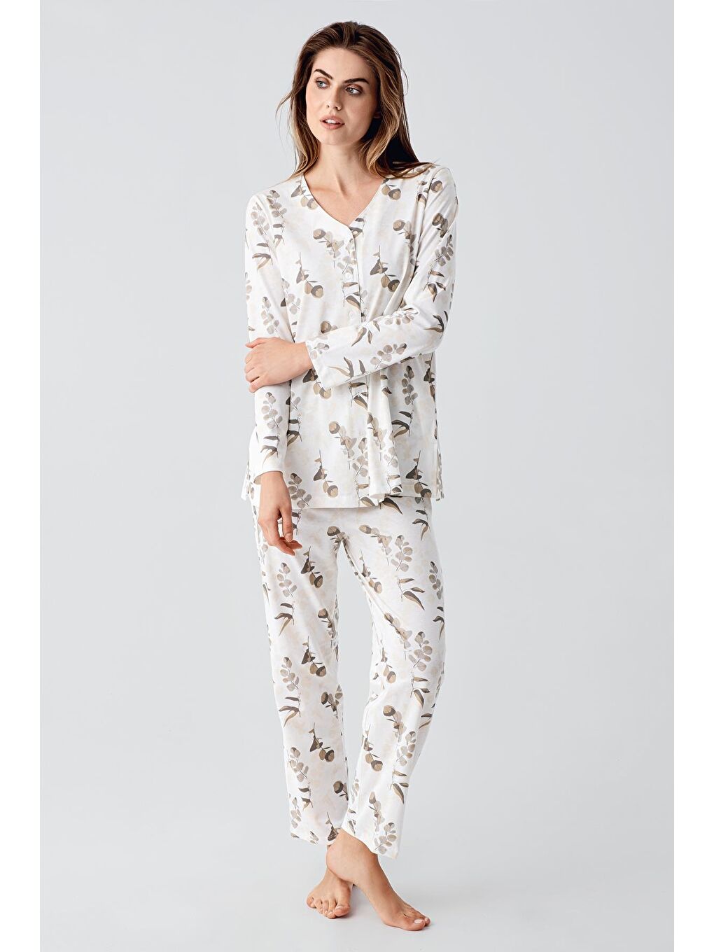 Ekru Uzun Kollu Çiçek Desenli Düğmeli Pamuklu Hamile Pijama Takım 22115-1
