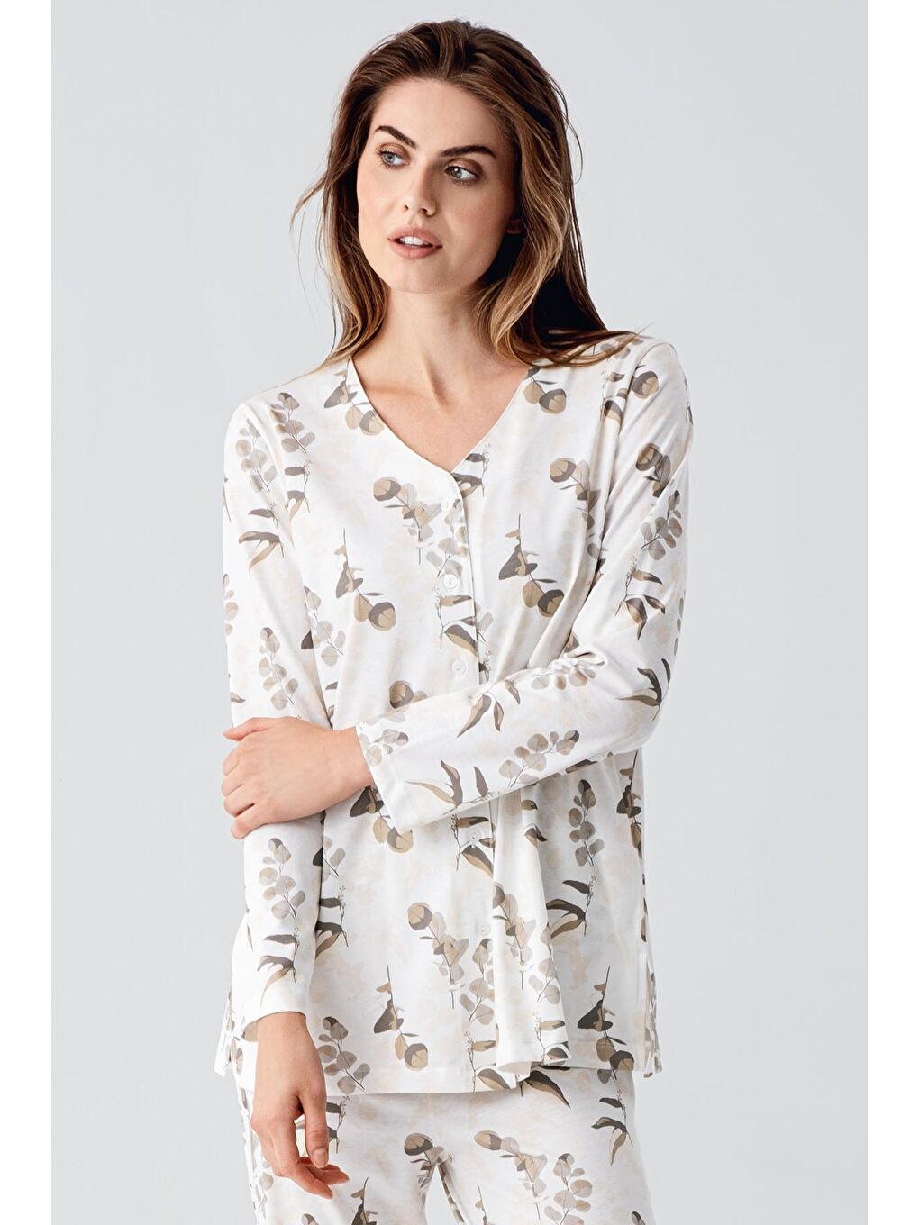 Ekru Uzun Kollu Çiçek Desenli Düğmeli Pamuklu Hamile Pijama Takım 22115-3