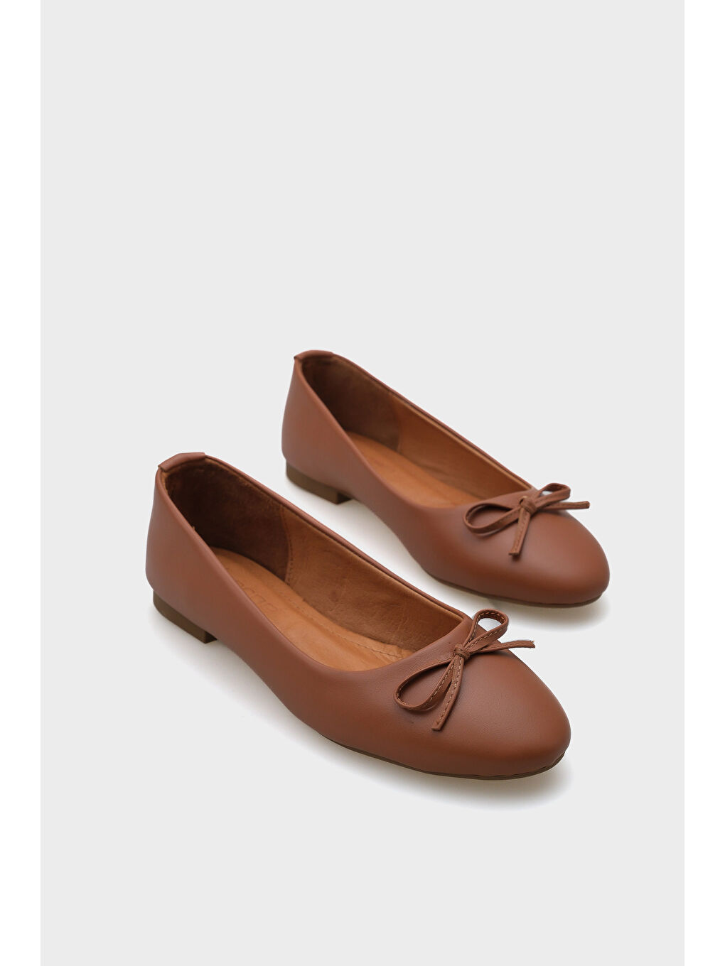 Kahverengi Bloom Hakiki Deri Fiyonklu Yuvarlak Burunlu Kadın Babet-1